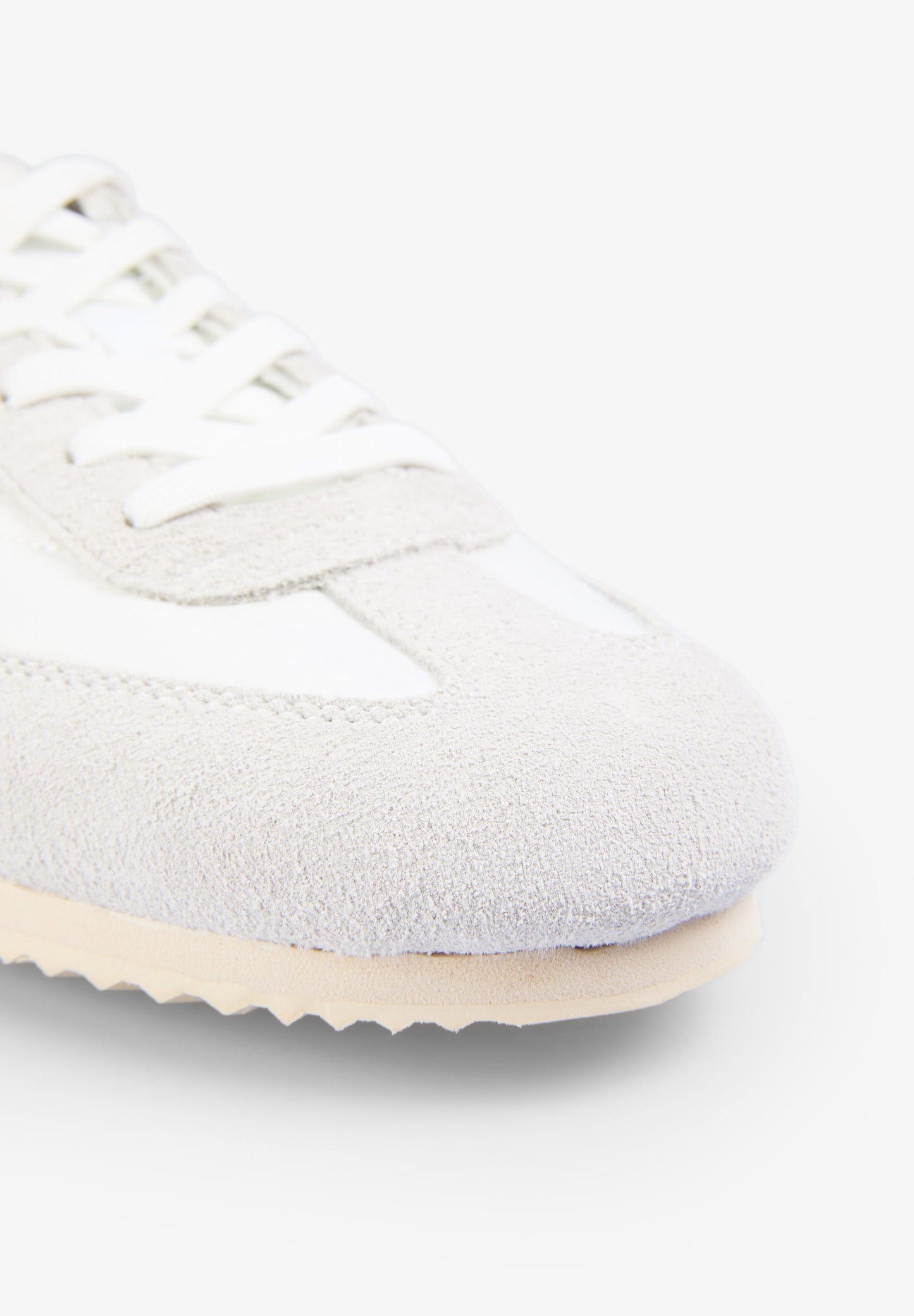 SNEAKERS ESTILO RETRO - Scalpers