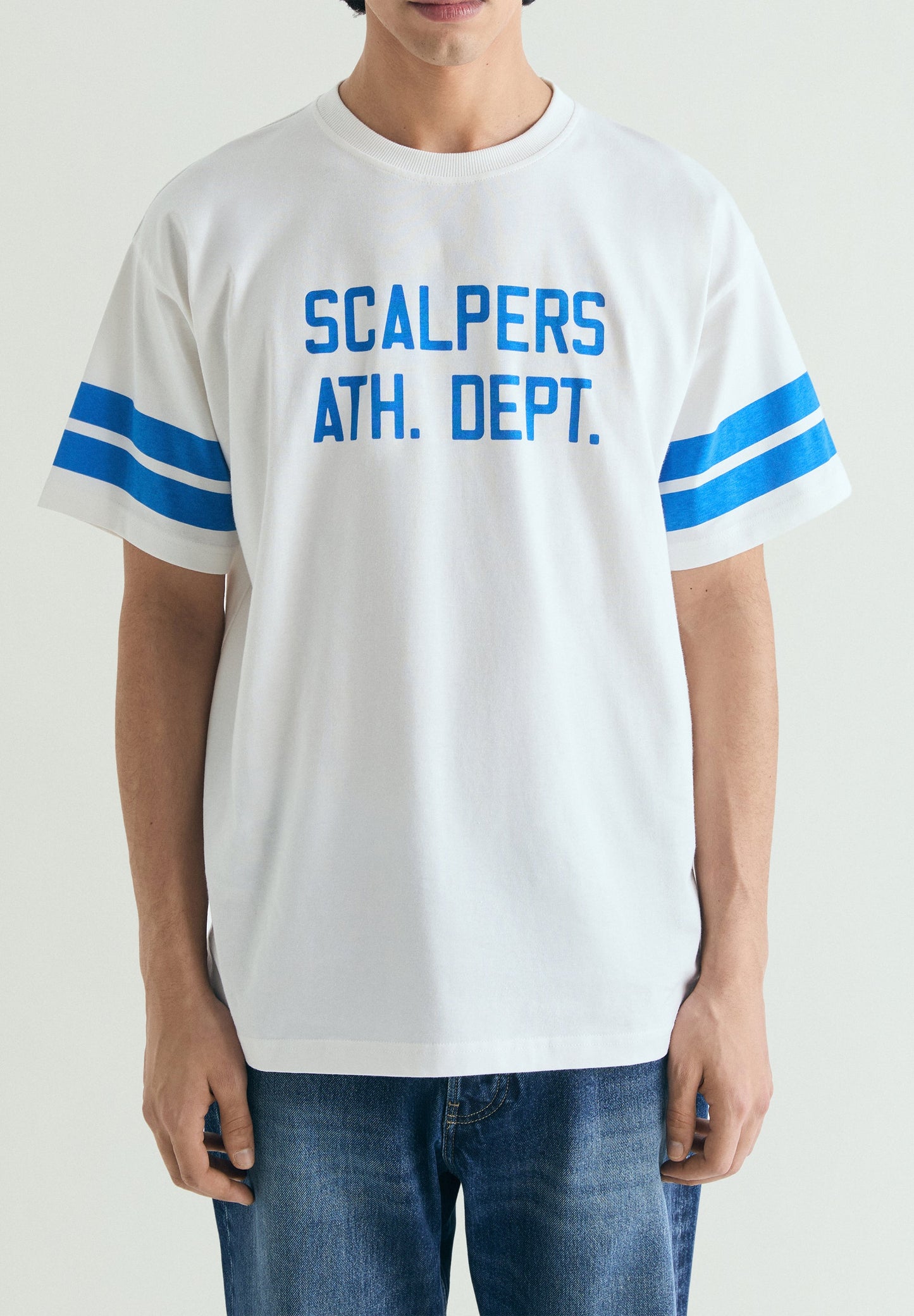 T-SHIRT IM BOXY FIT MIT PRINT