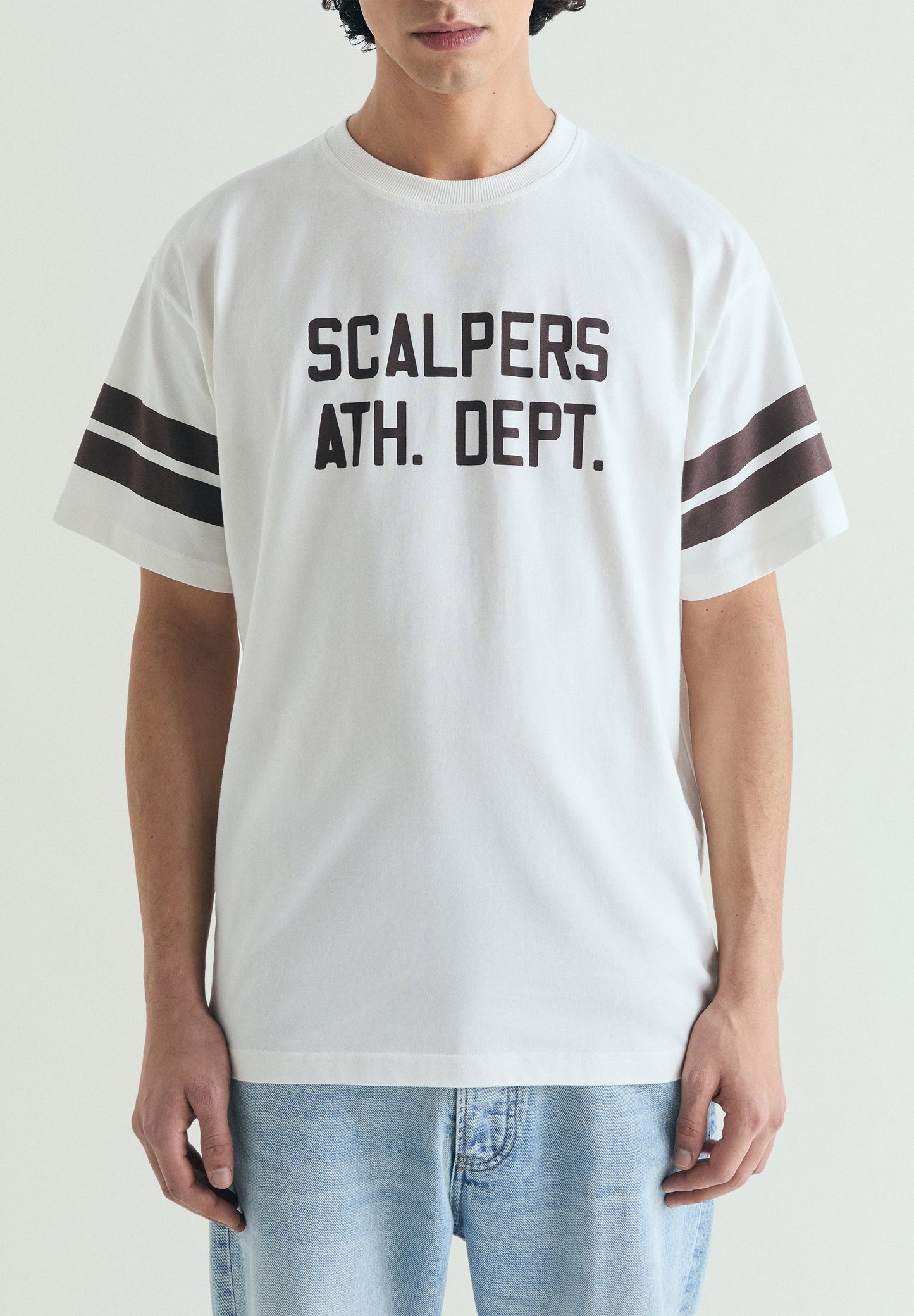 T-SHIRT IM BOXY FIT MIT PRINT