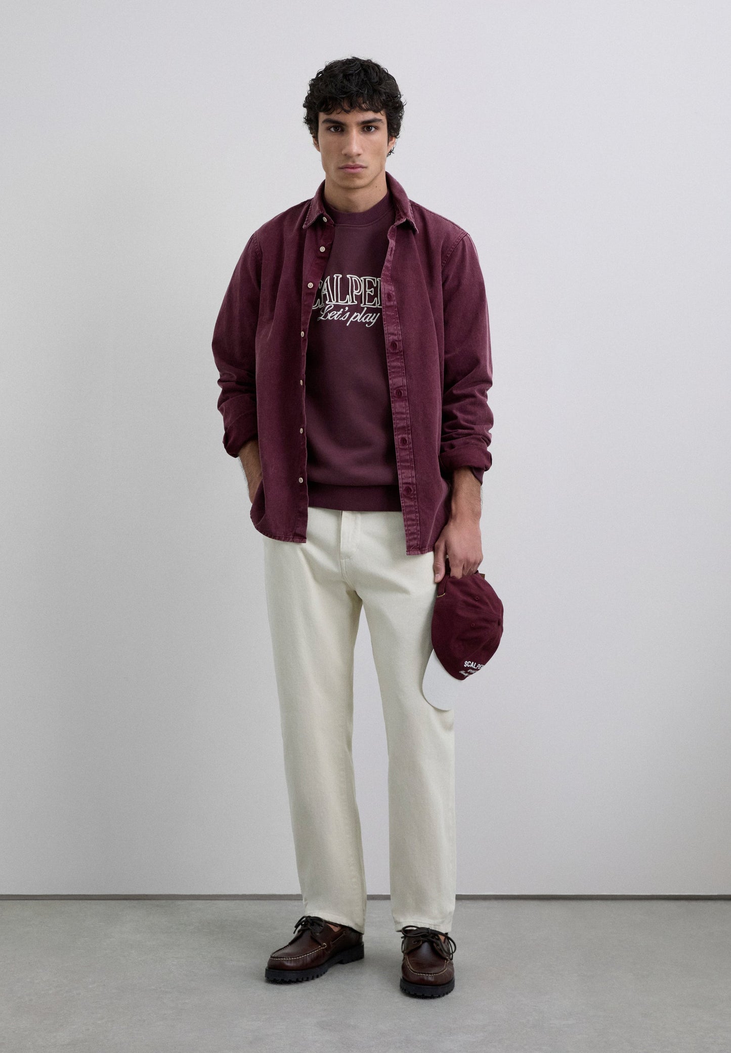 HOODY MIT LOGO AM VORDERTEIL