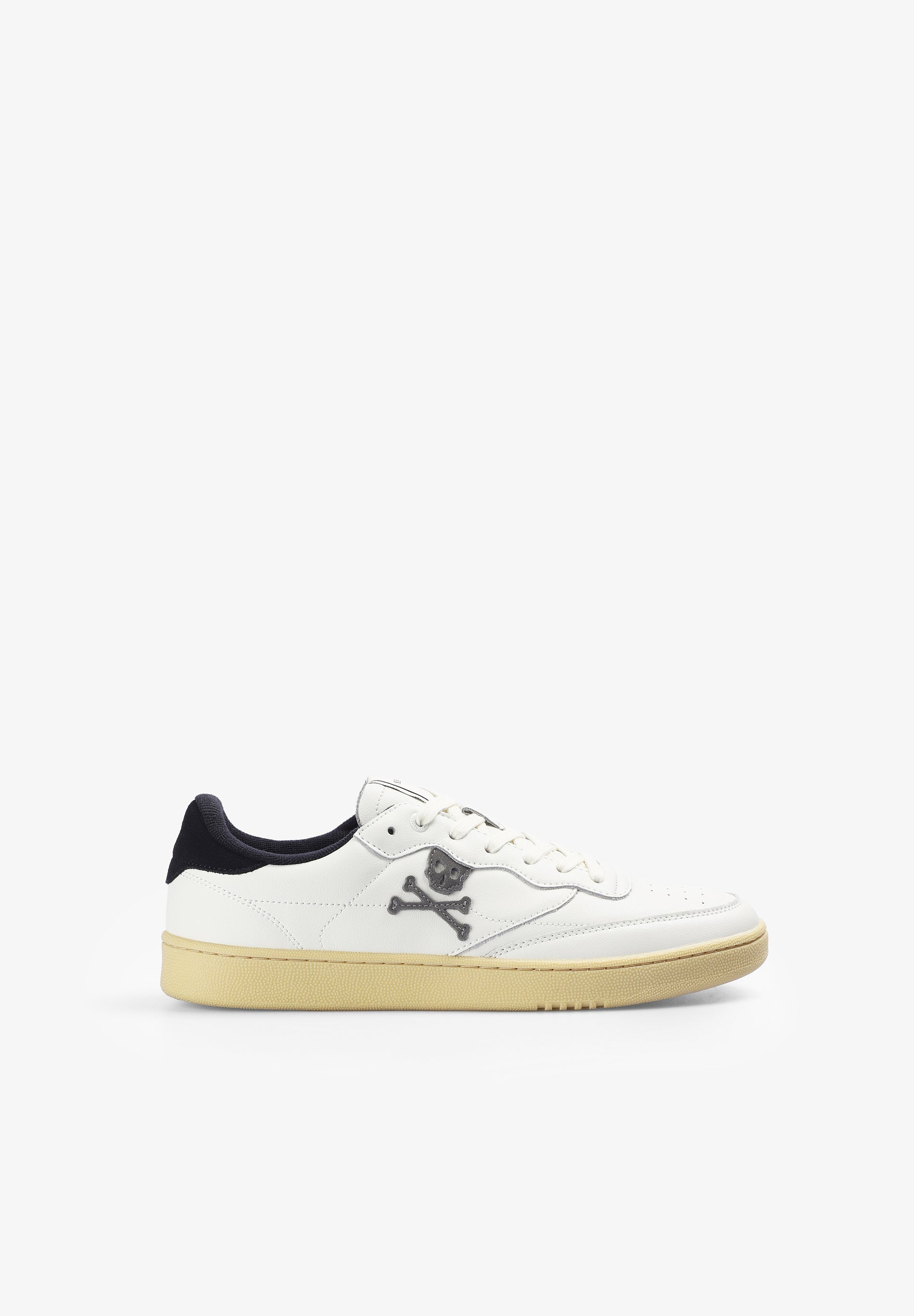 LEATHER SKULL SNEAKERS
