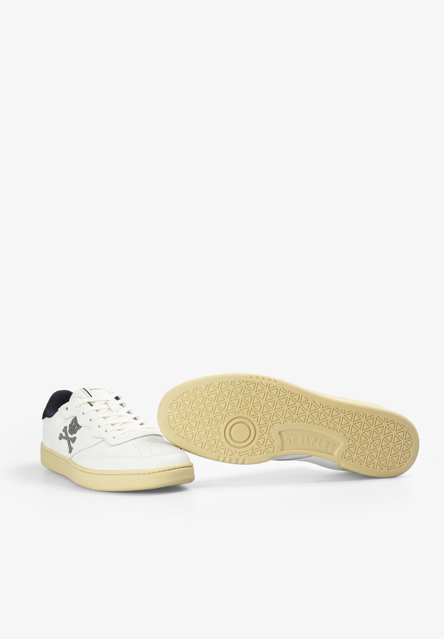 SNEAKERS DOODSKOP LEER