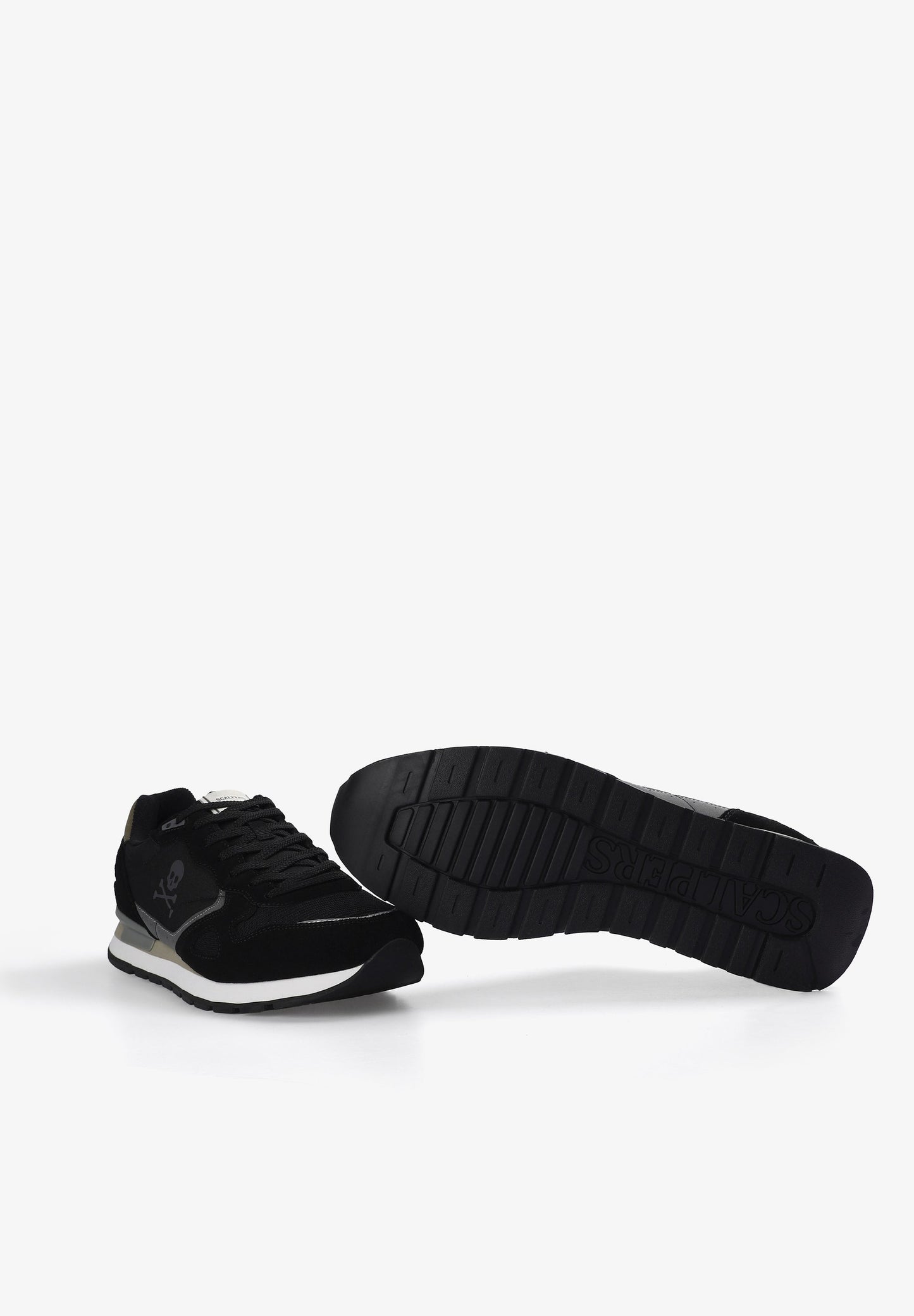 LEDERSNEAKER MIT TOTENKOPF