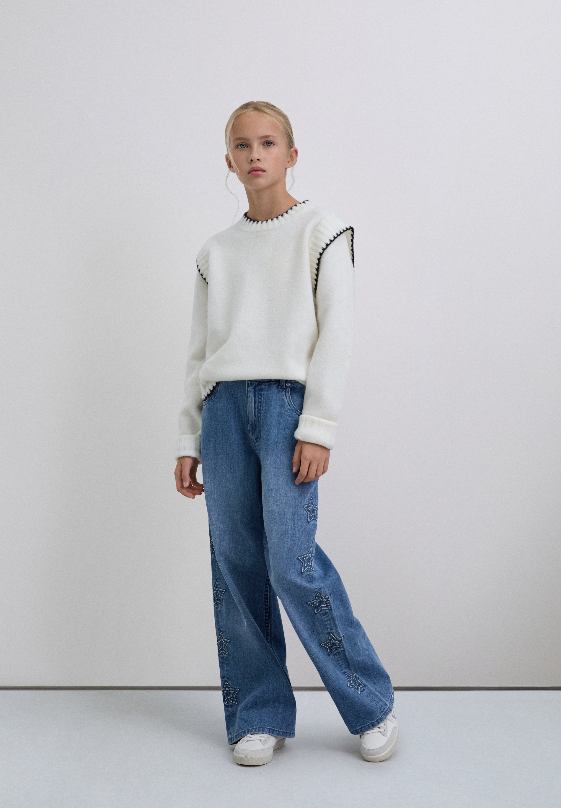 PANTALON WIDE LEG ÉTOILES BRODÉES