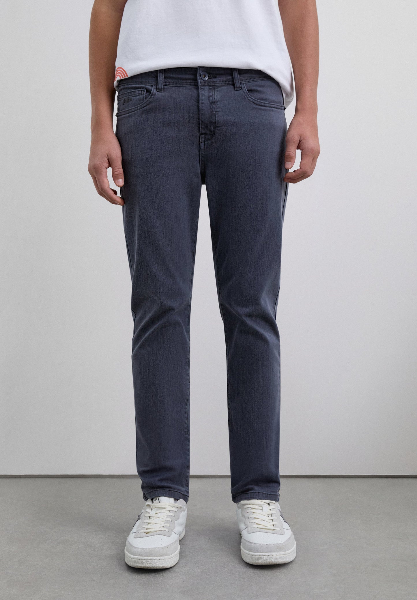 PANTALON COUPE DROITE BASIQUE