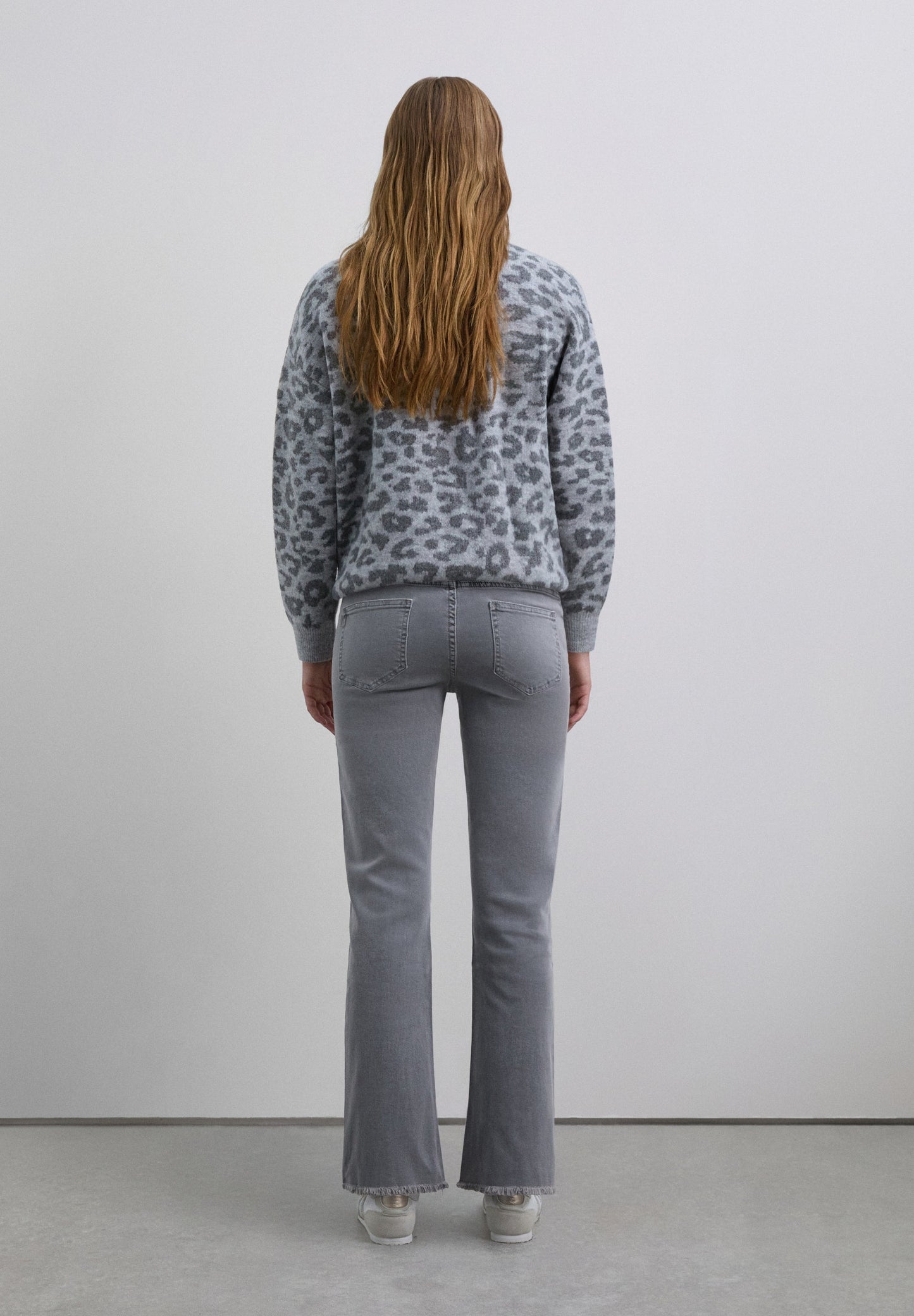 PANTALÓN FLARE FLECOS