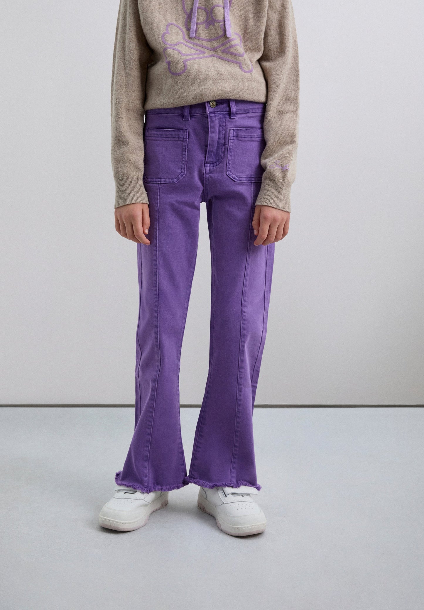 PANTALÓN FLARE FLECOS