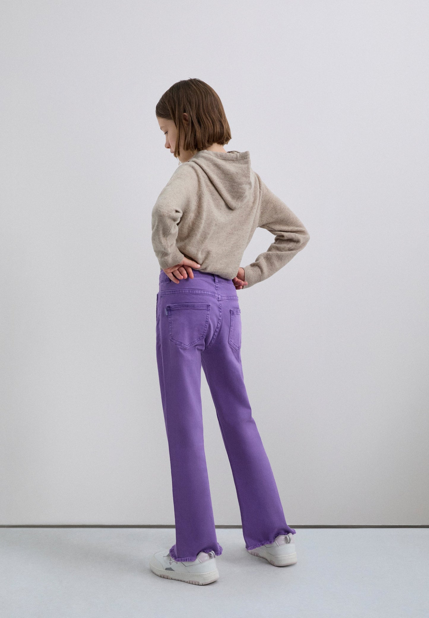 PANTALÓN FLARE FLECOS