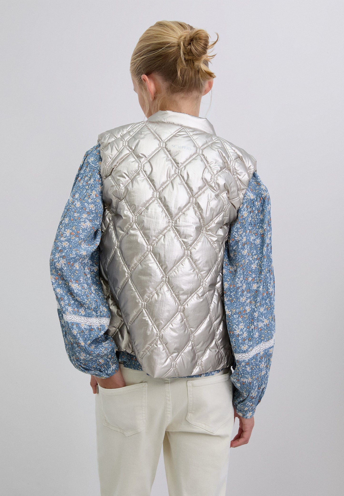 PUFFER VEST WITH SKULL