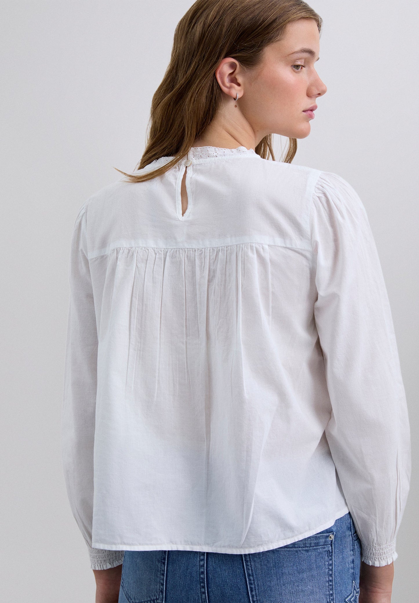 CHEMISIER DENTELLE