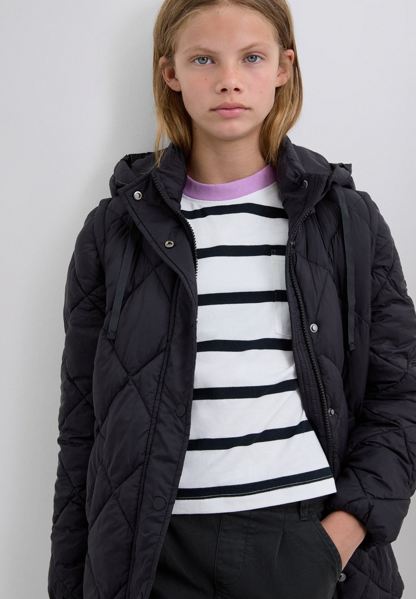 STEPPMANTEL MIT ABNEHMBAREN ELEMENTEN