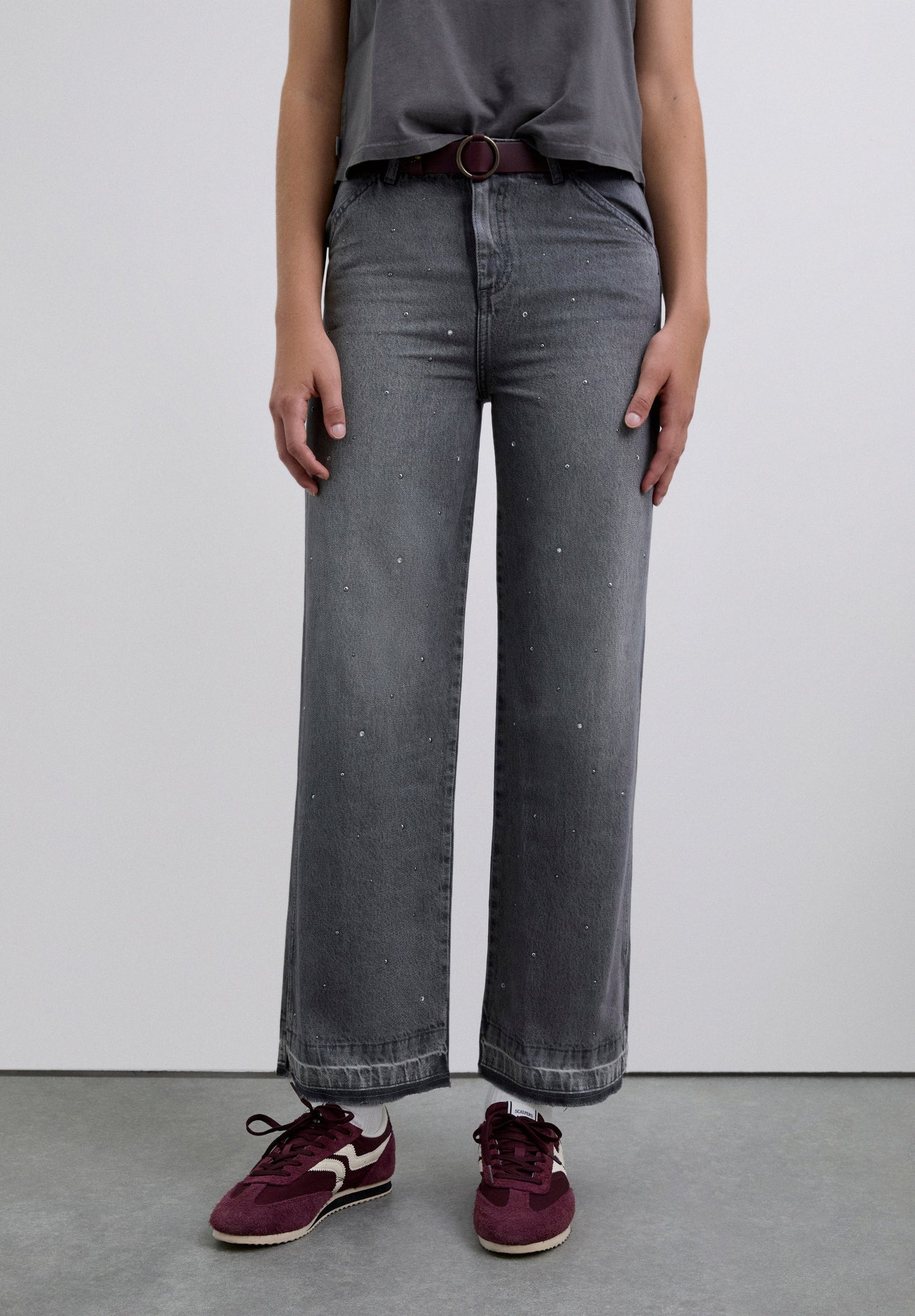 CULOTTE-HOSE MIT NIETEN