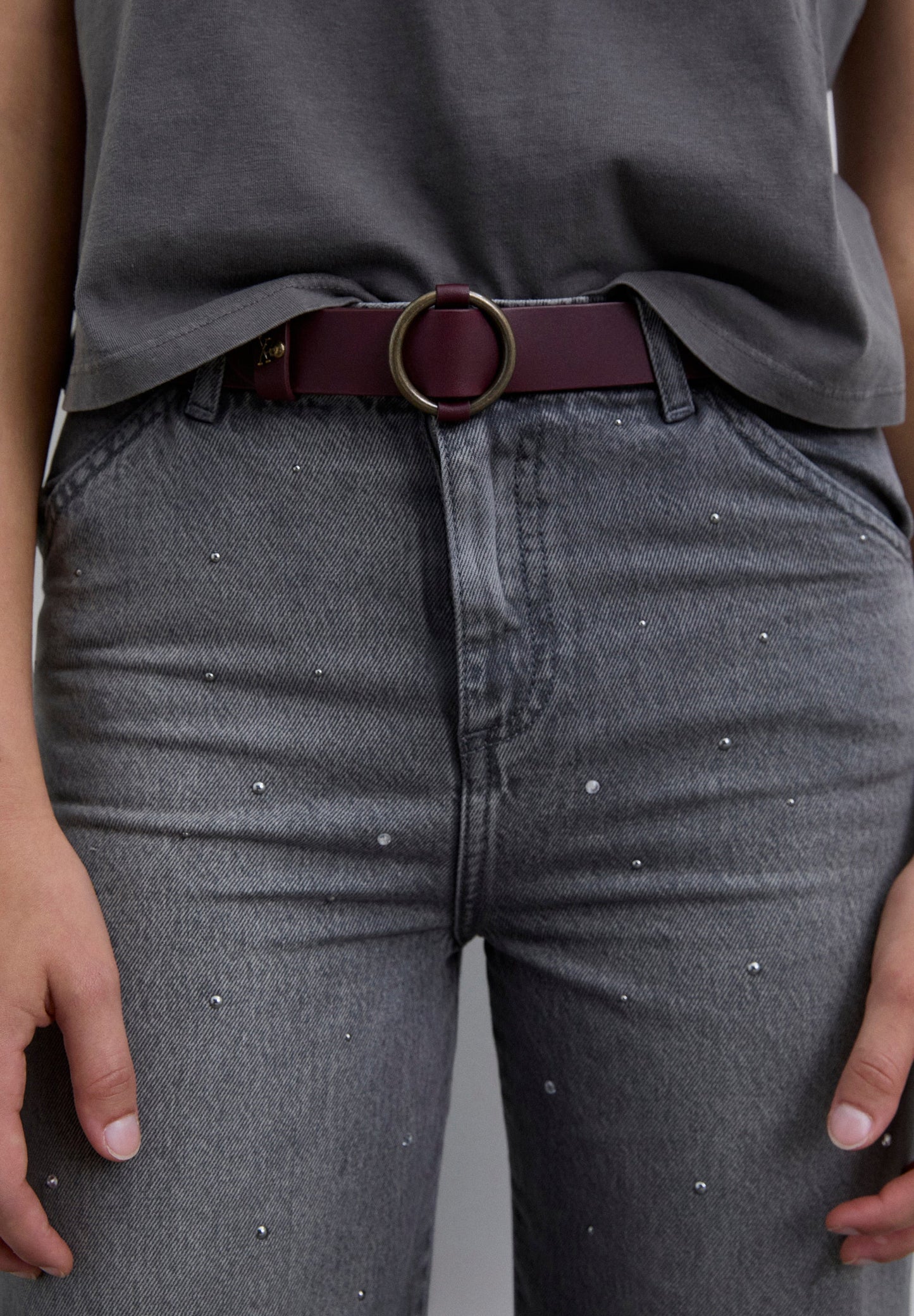 CULOTTE-HOSE MIT NIETEN