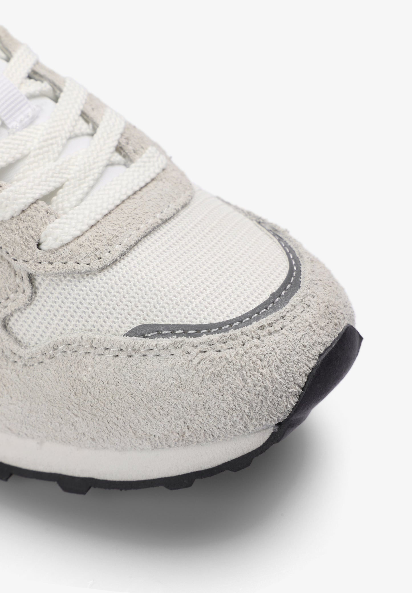 SNEAKERS PIEL CALAVERA LATERAL - Scalpers