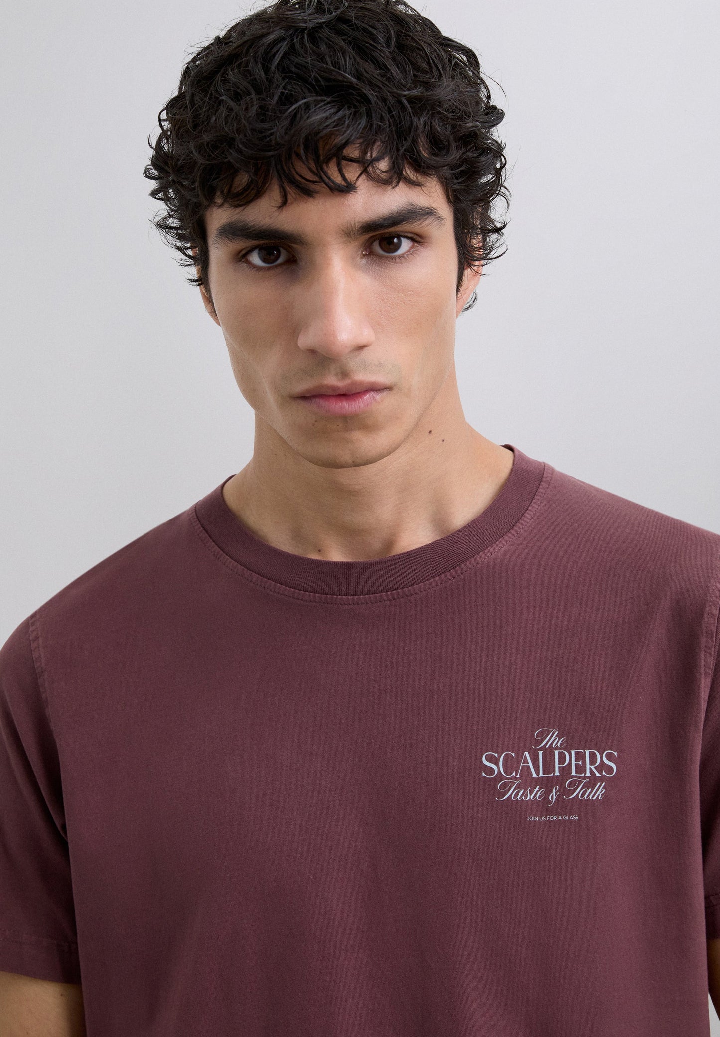 T-SHIRT MIT LOGO-PRINT