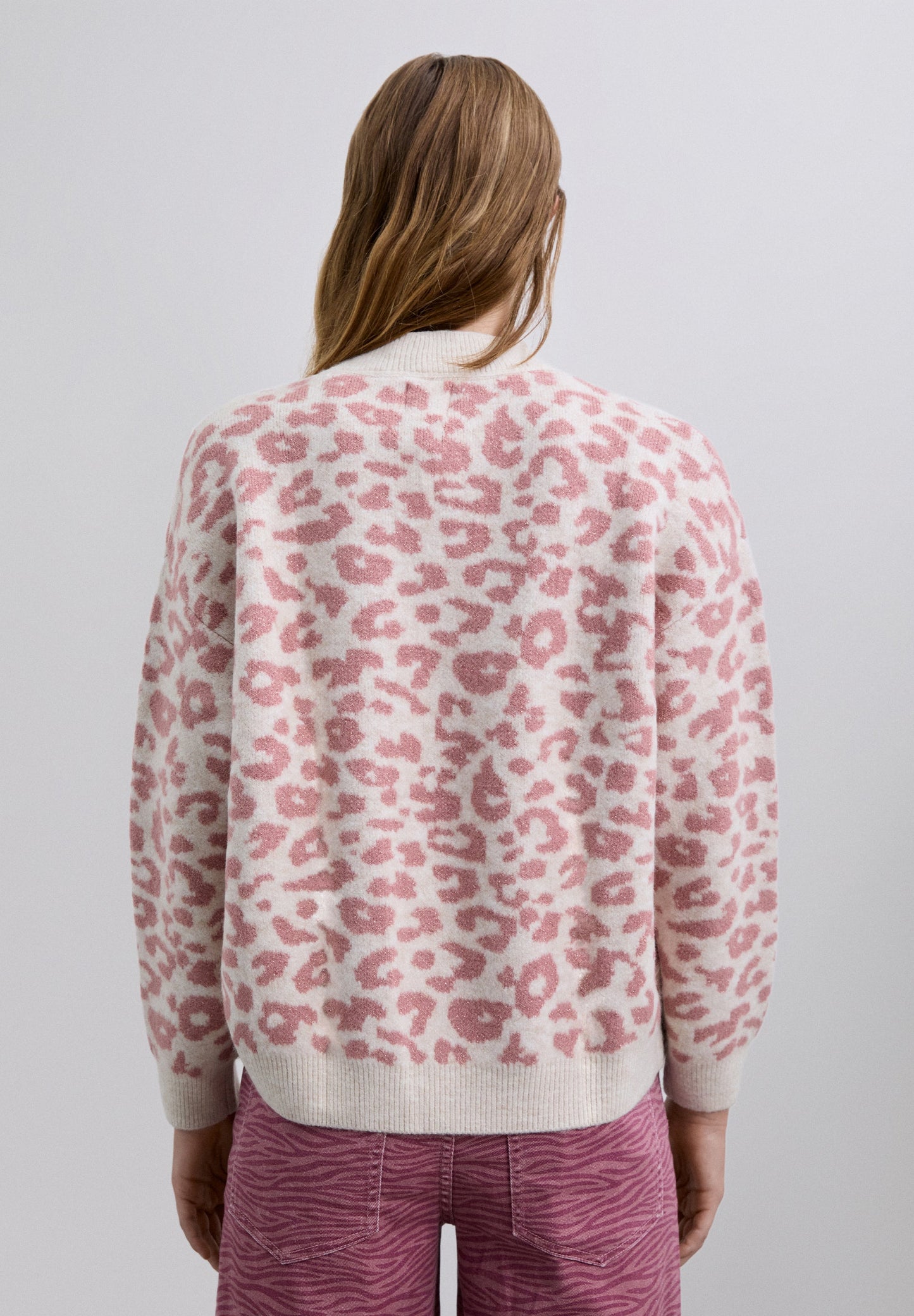 ANIMAL PRINT KNIT SWEATER