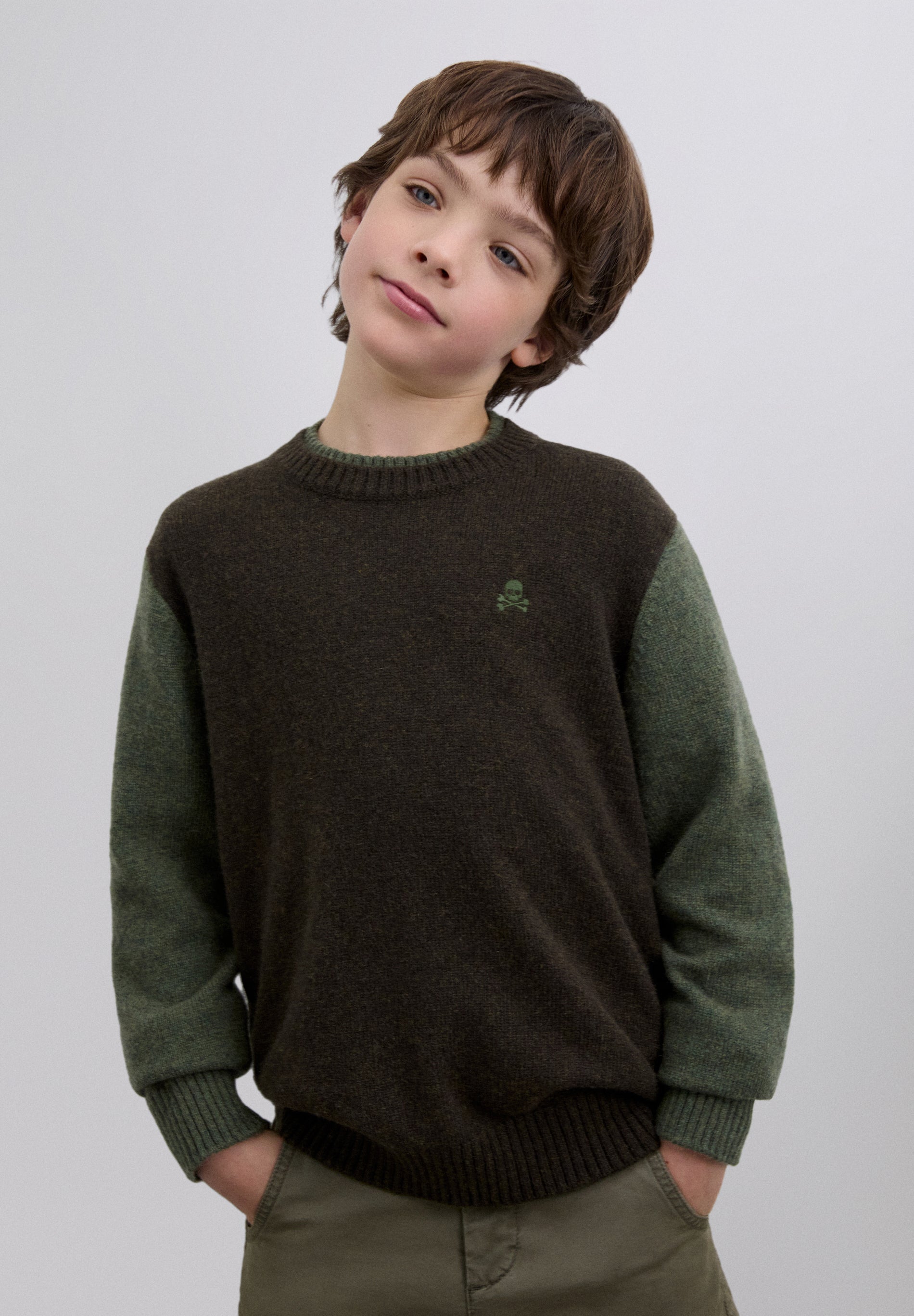 PULL MAILLE CONTRASTANT