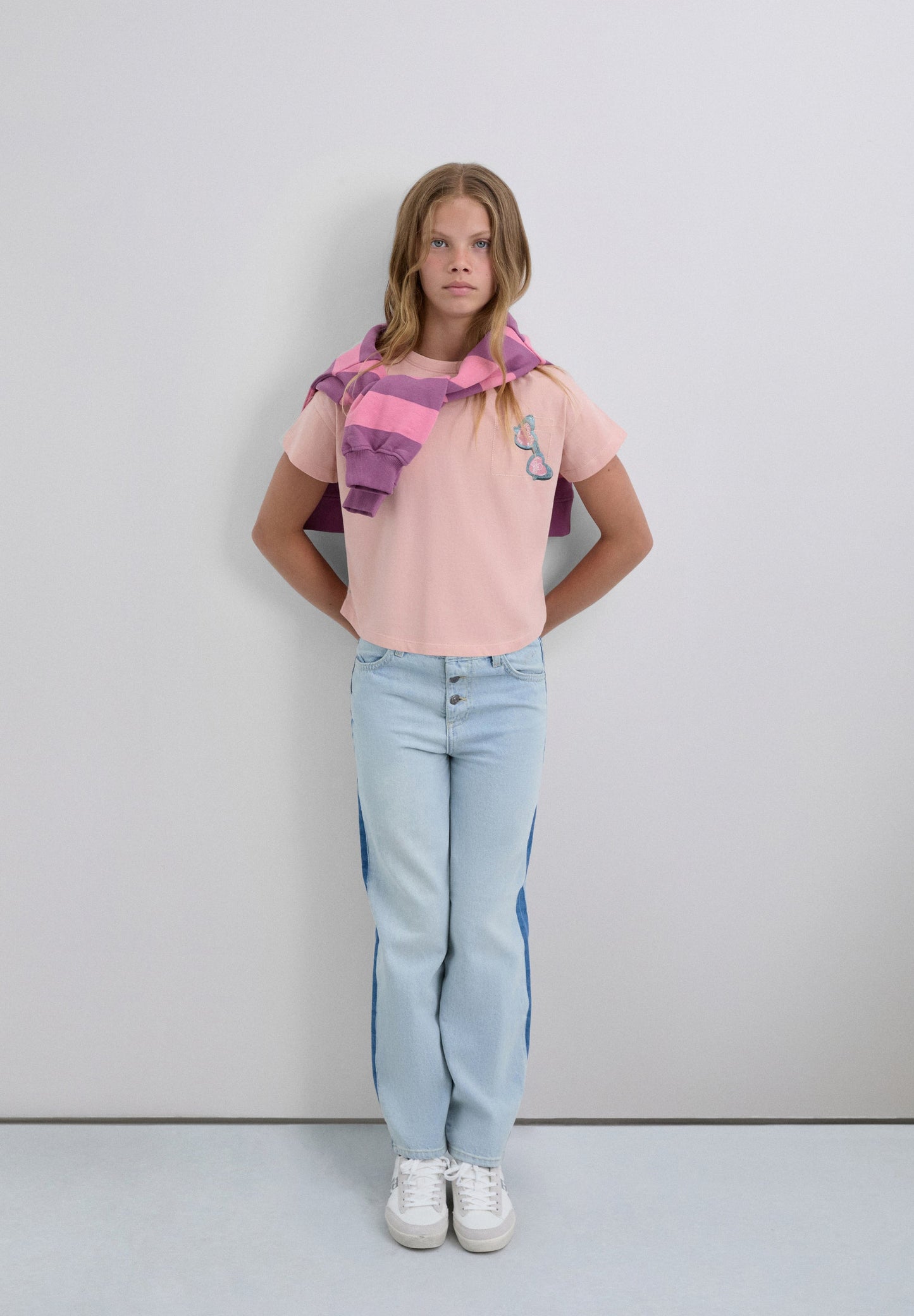 T-SHIRT IMPRIMÉ DANS LE DOS