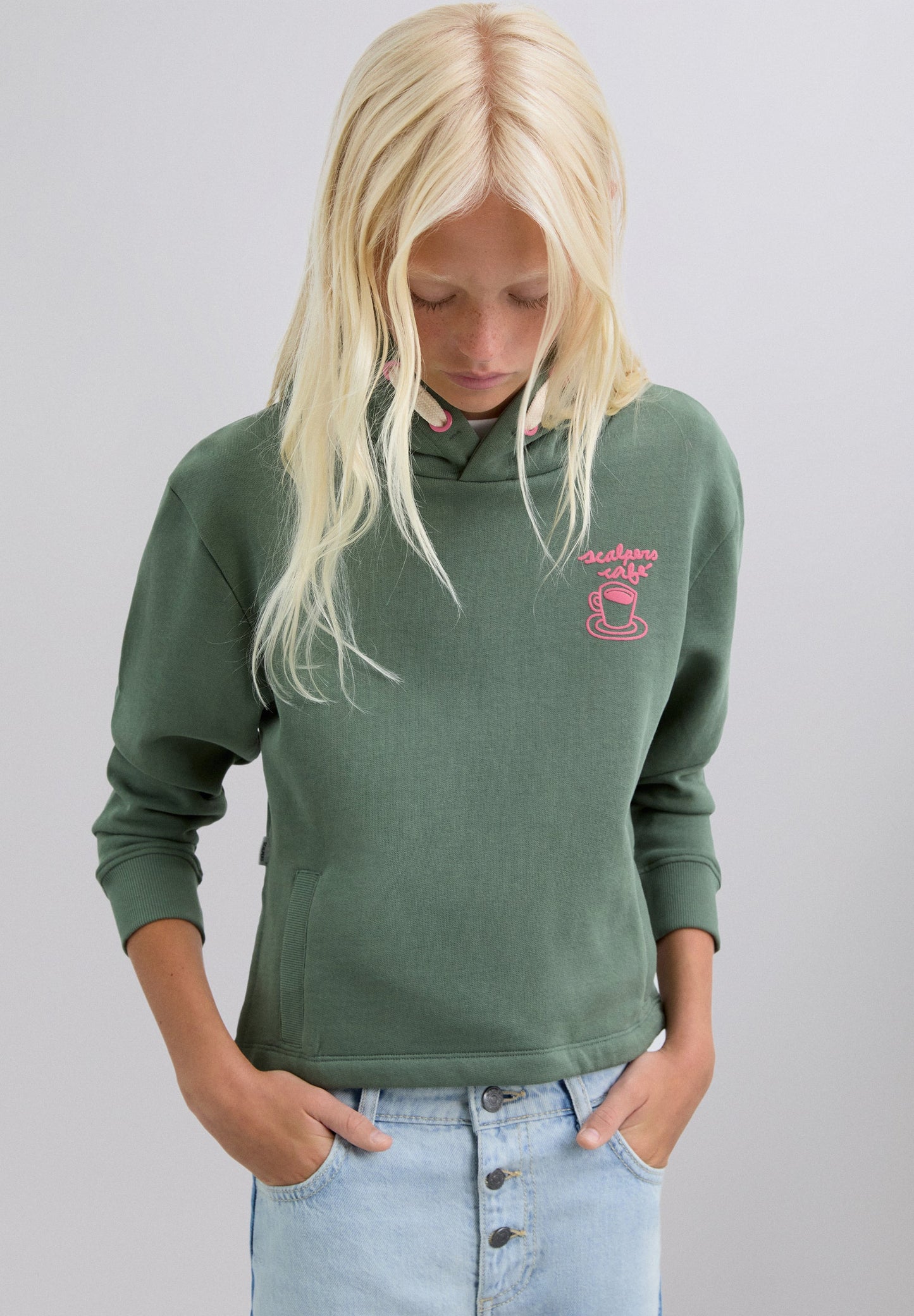 SWEAT CAPUCHE IMPRIMÉ