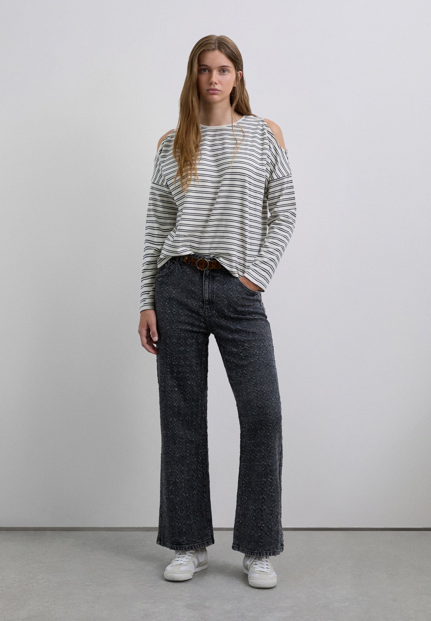 SKULL AND STRIPES T-SHIRT