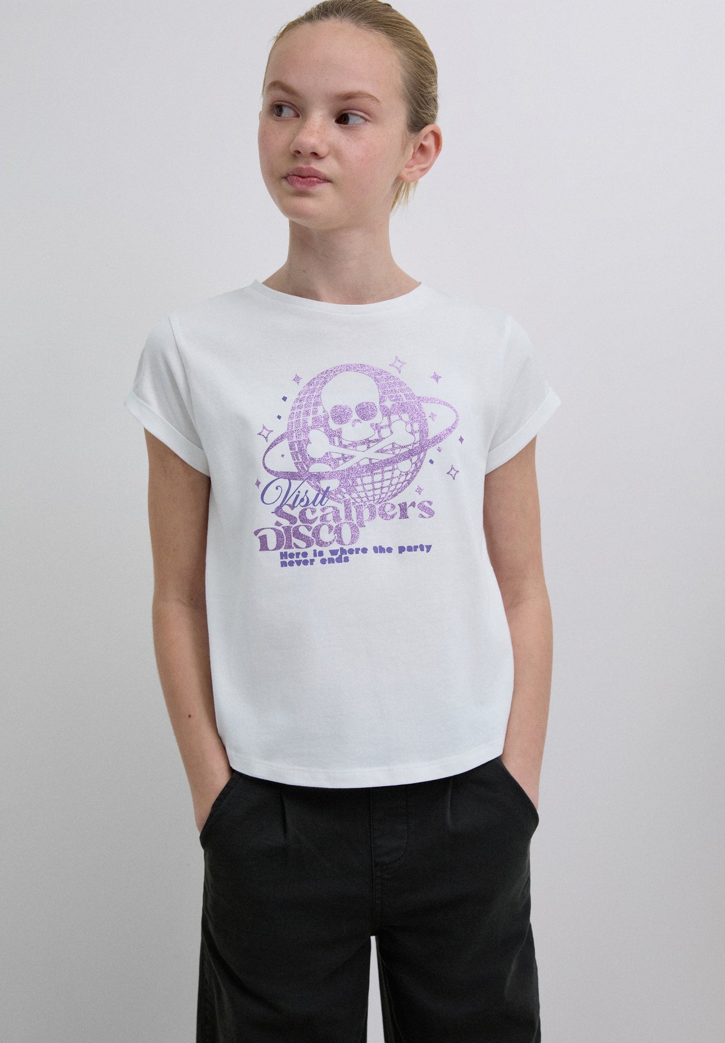 T-SHIRT MIT DISCO CLUB-PRINT