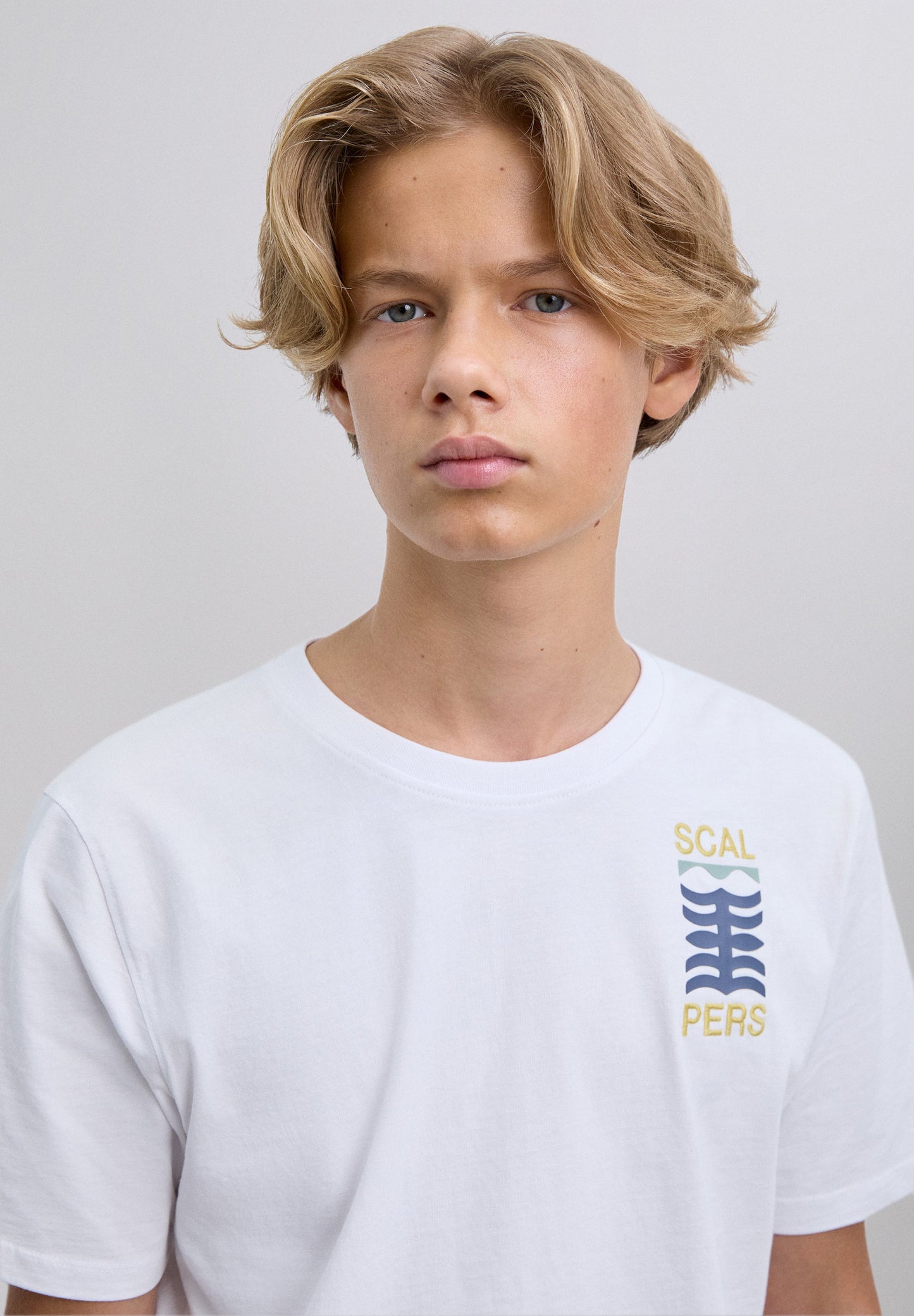 T-SHIRT MIT LOGO-PRINT