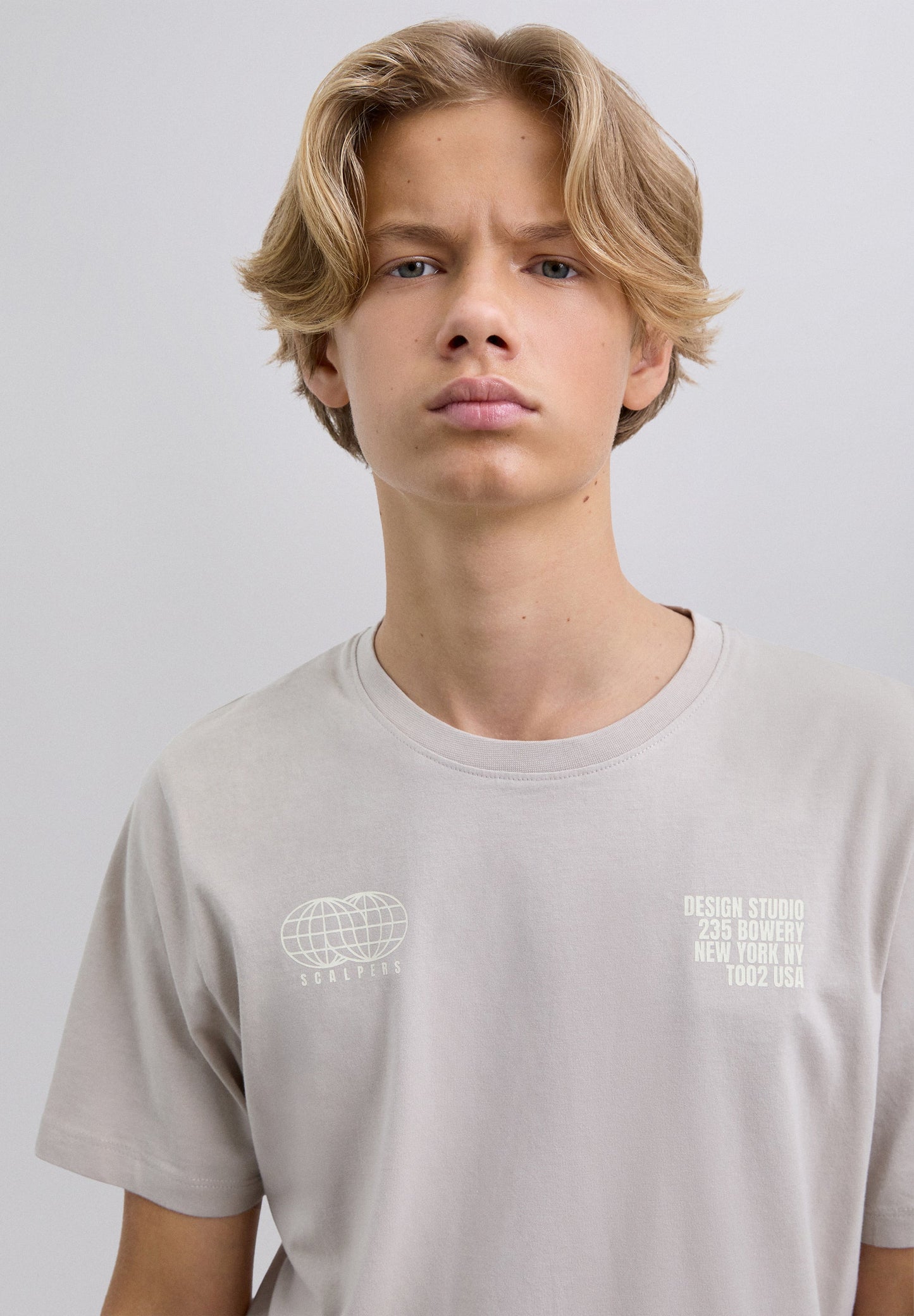 T-SHIRT MIT OFF LIMITS-PRINT