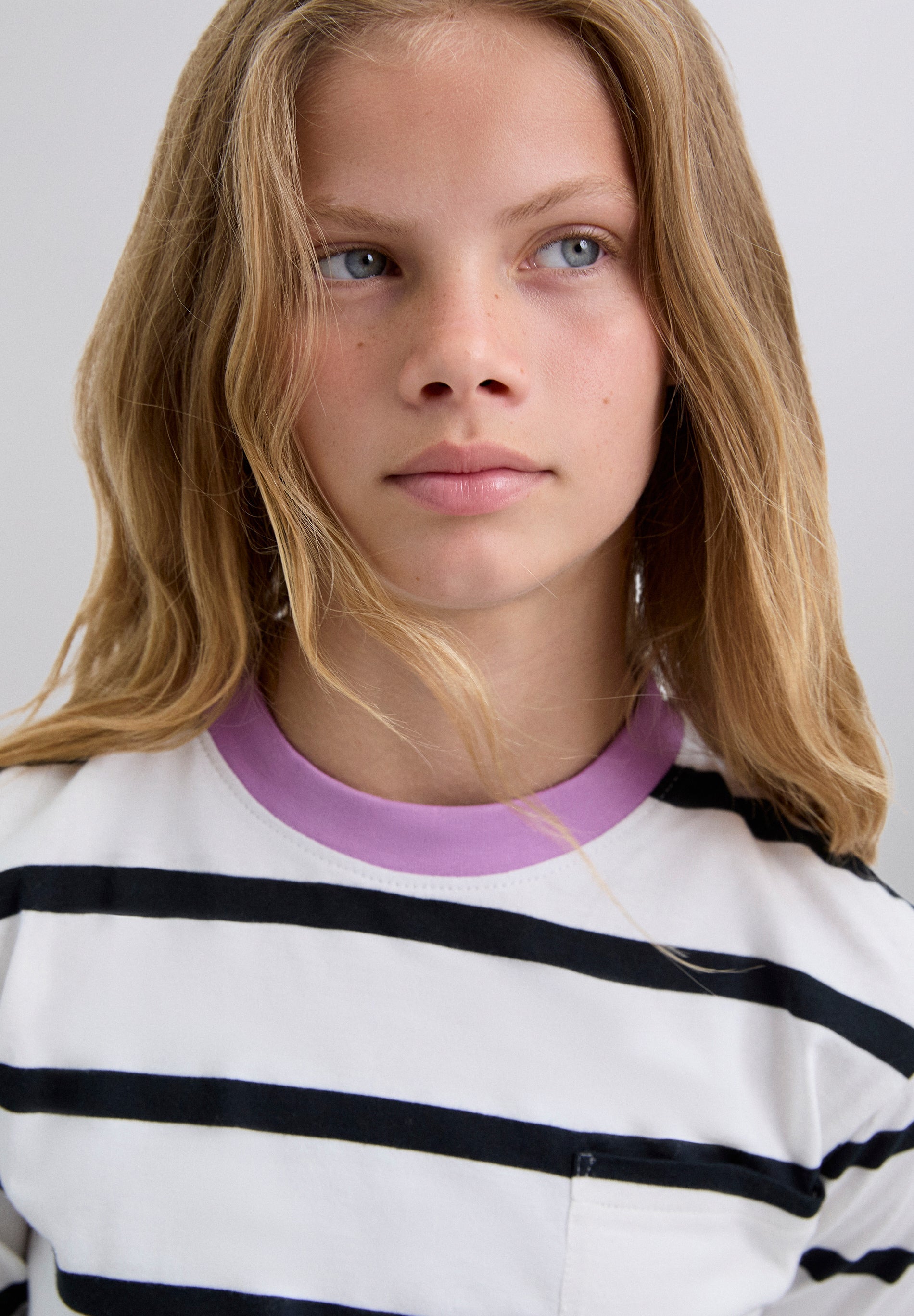 T-SHIRT STREPEN CONTRAST