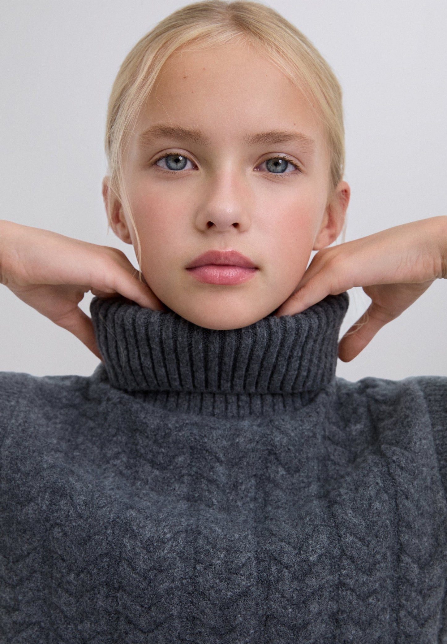 PULL SANS MANCHES MAILLE COL