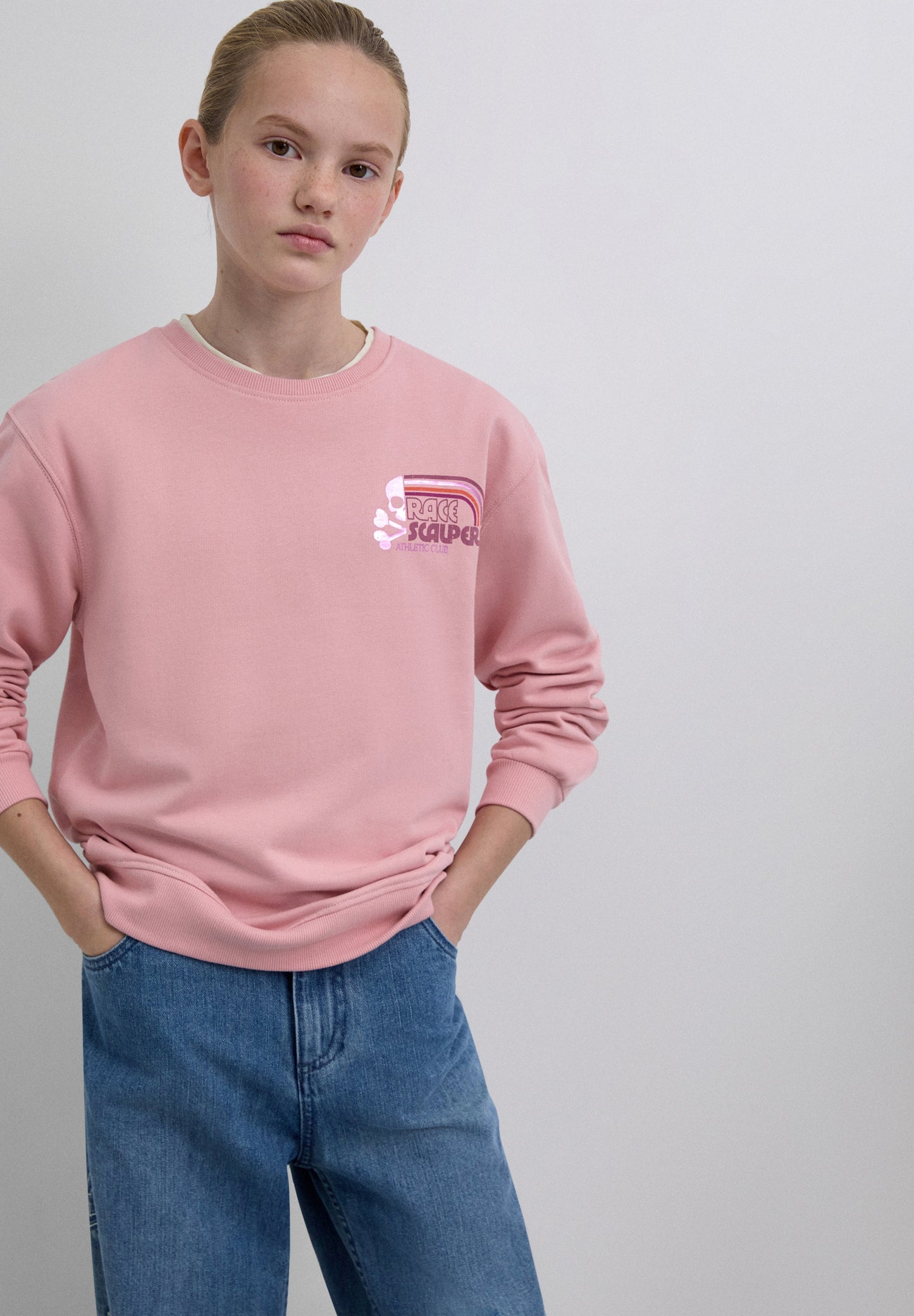 HOODY MIT PRINT IM RETRO-STIL