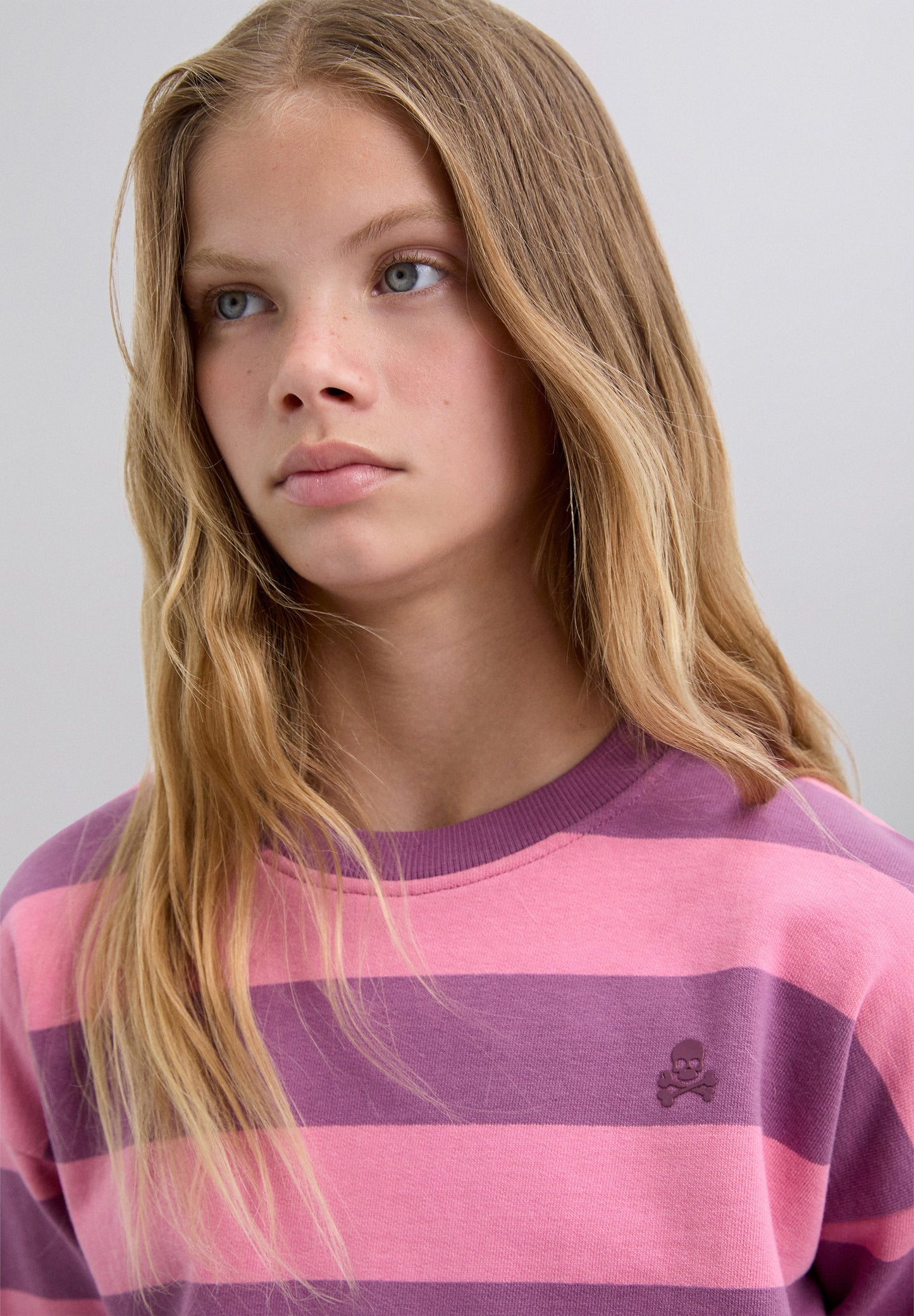 GESTREEPTE SWEATER