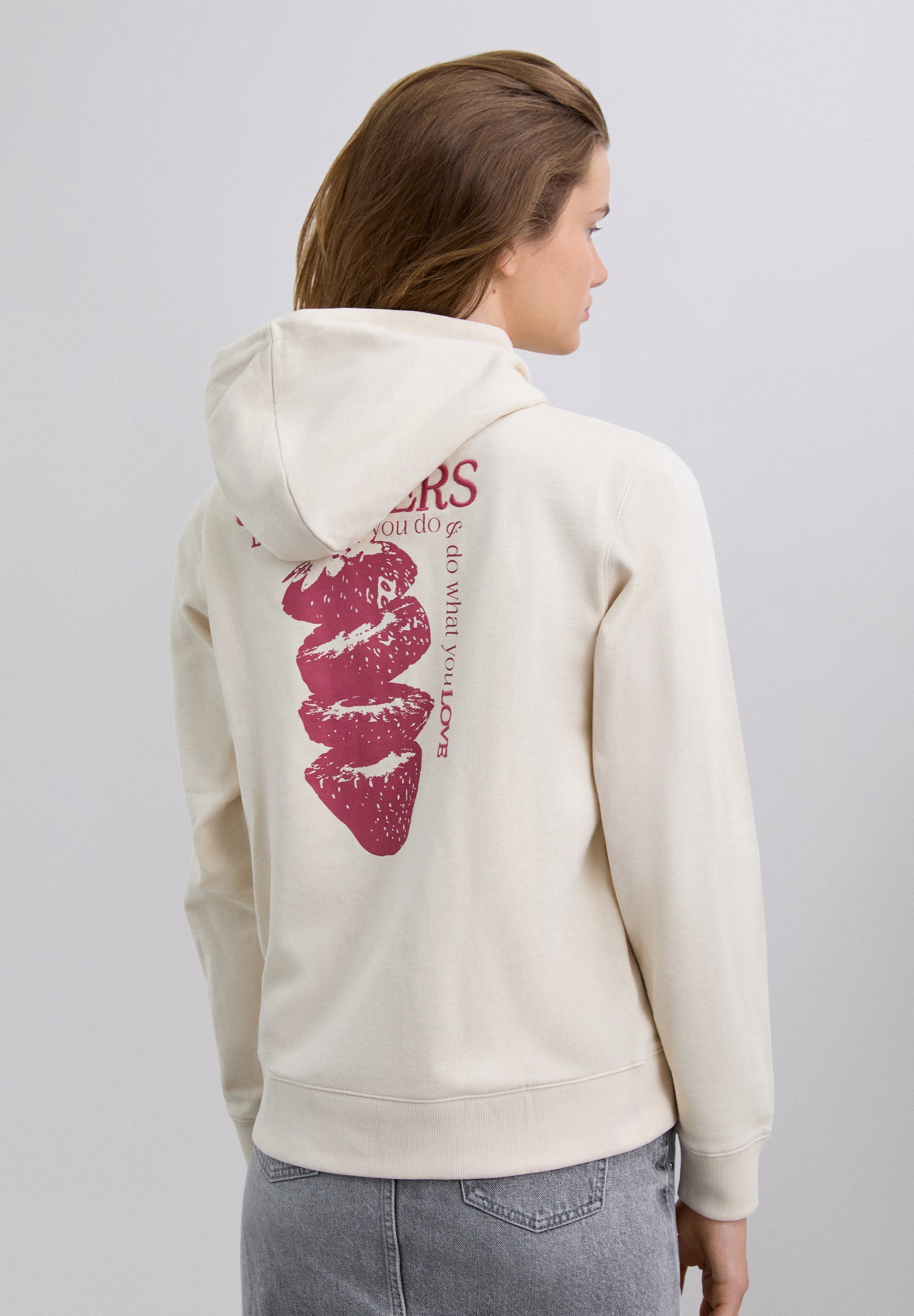 HOODIE WITH EMBROIDERED SKULL