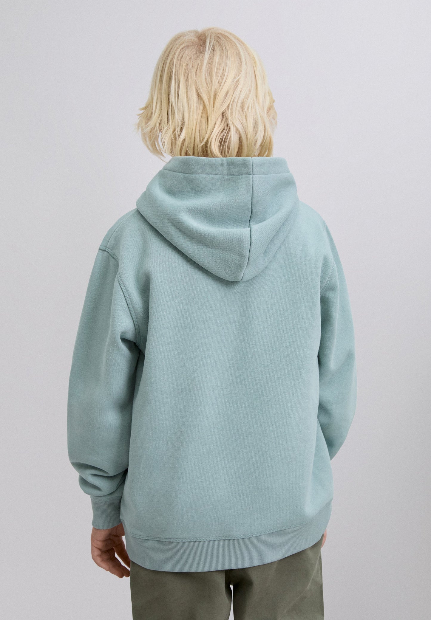 HOODY MIT KAPUZE UND PRINT