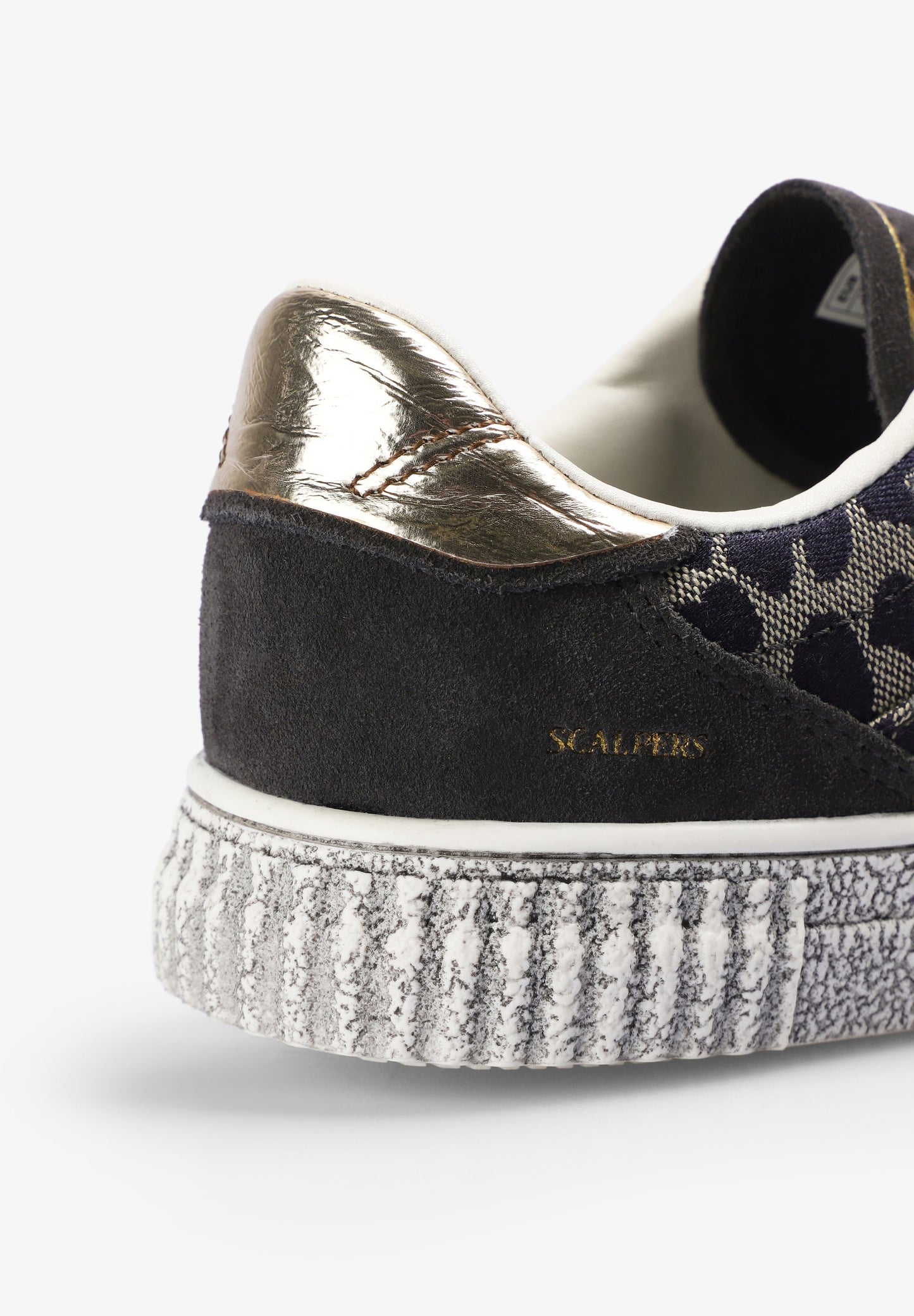 SNEAKER MIT TOTENKOPF UND ANIMAL-PRINT