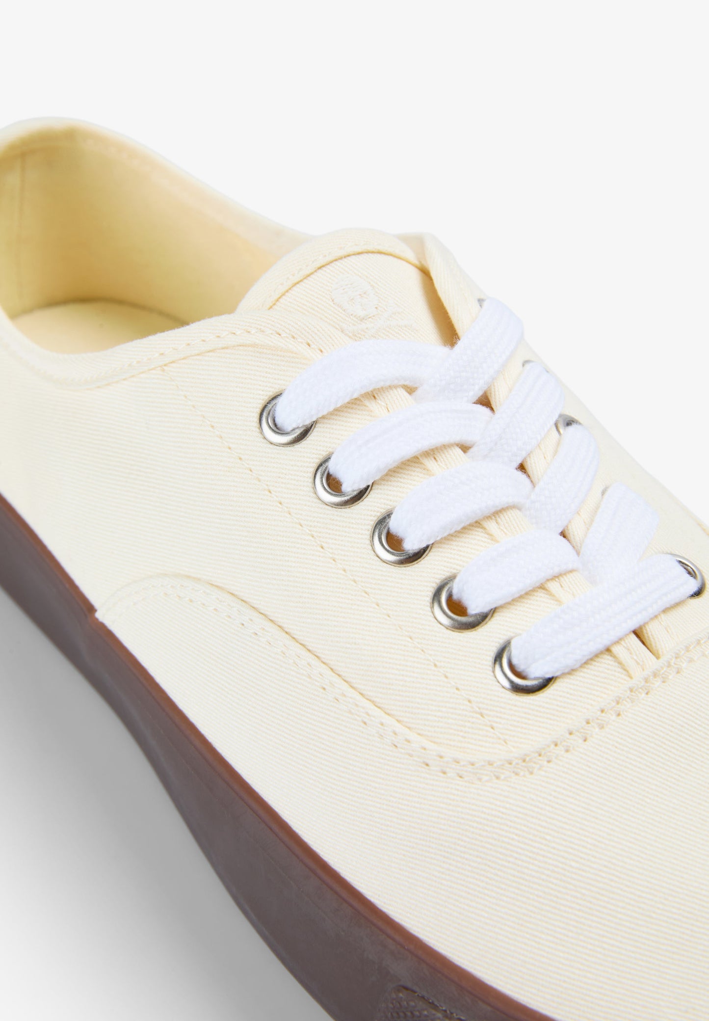 CANVAS LOW CUT SNEAKERS