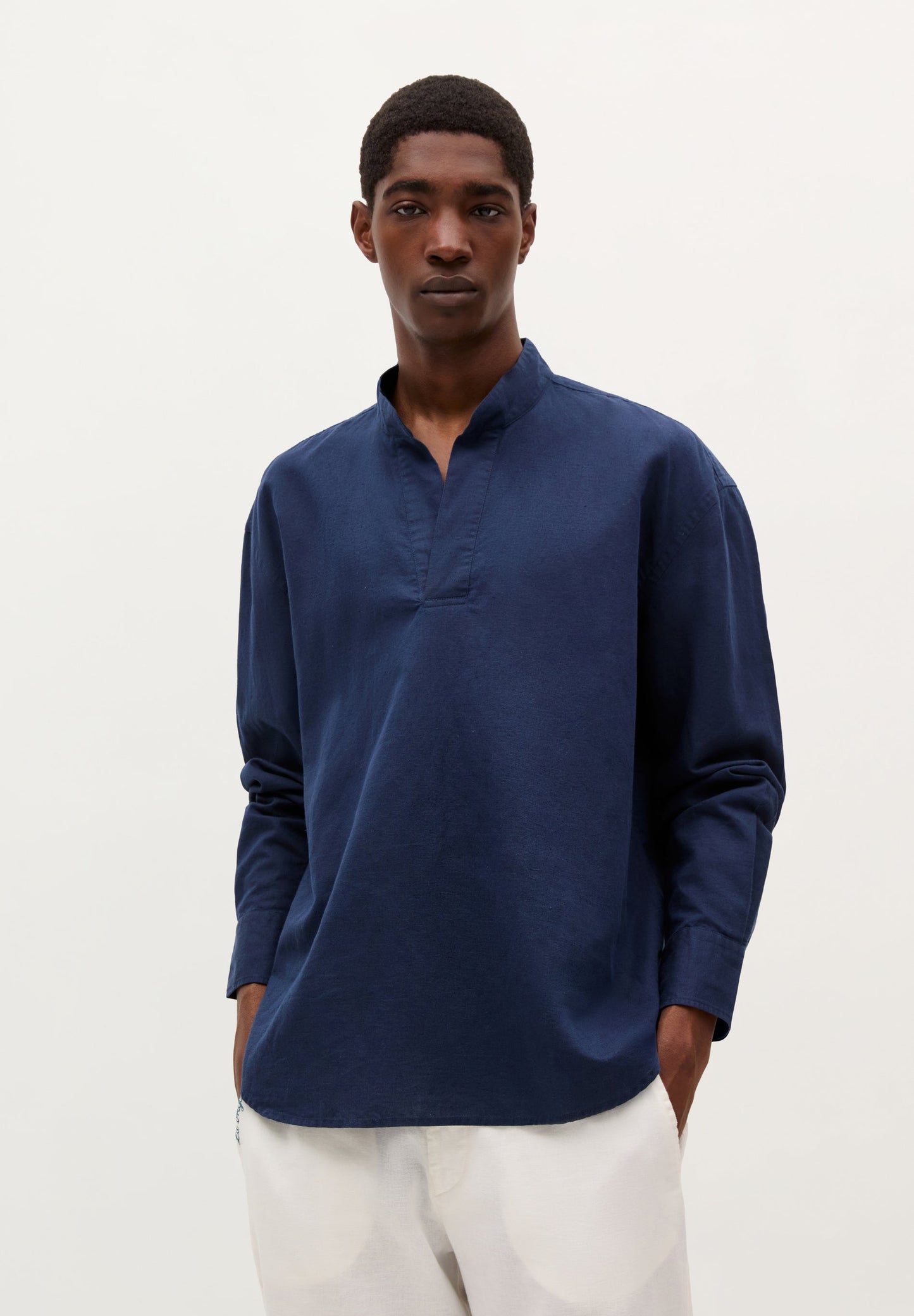 SCMOMENTOMAO OE SHIRT