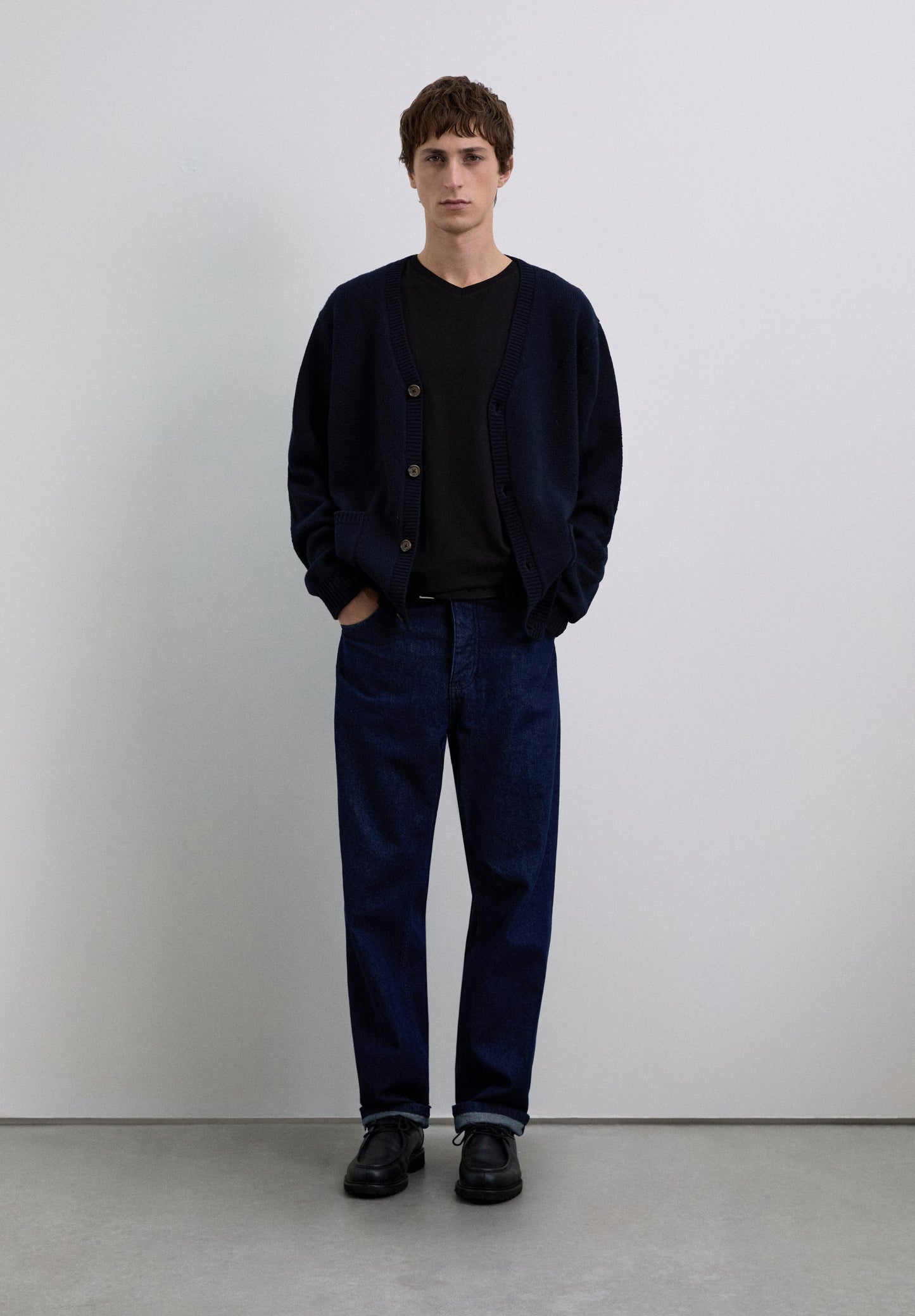 EMBROIDERED SKULL T-SHIRT