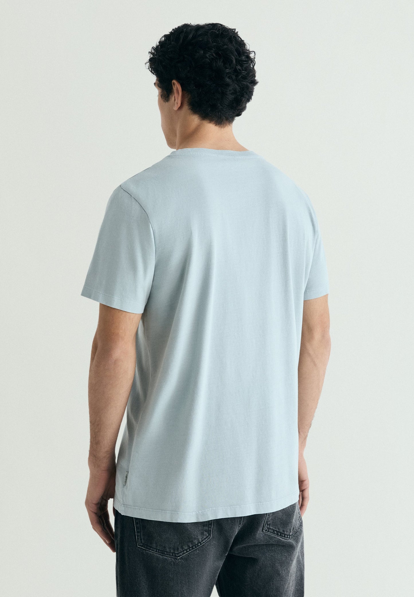 EMBROIDERED WASHED EFFECT T-SHIRT