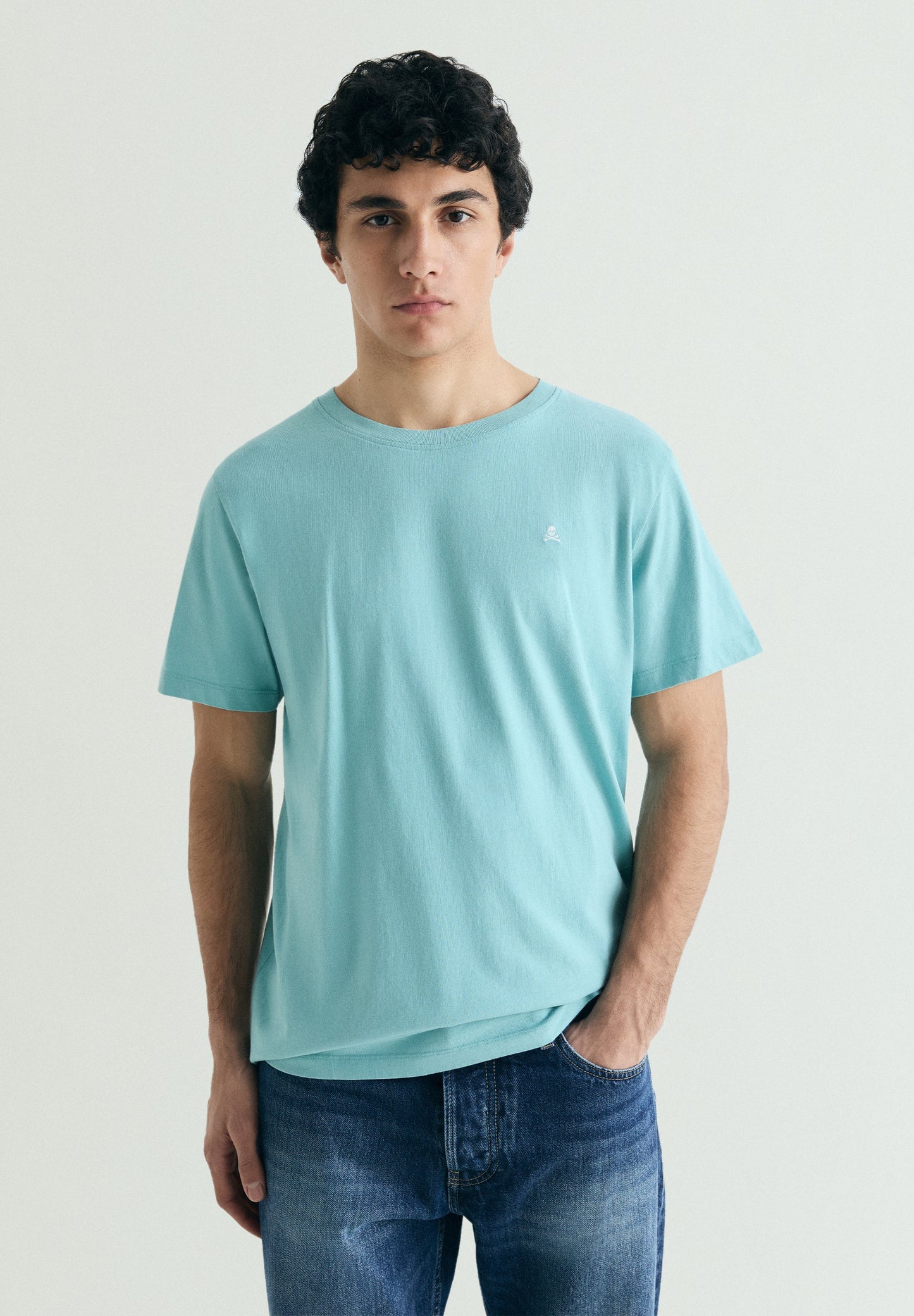 VERWASCHENES T-SHIRT MIT STICKEREI
