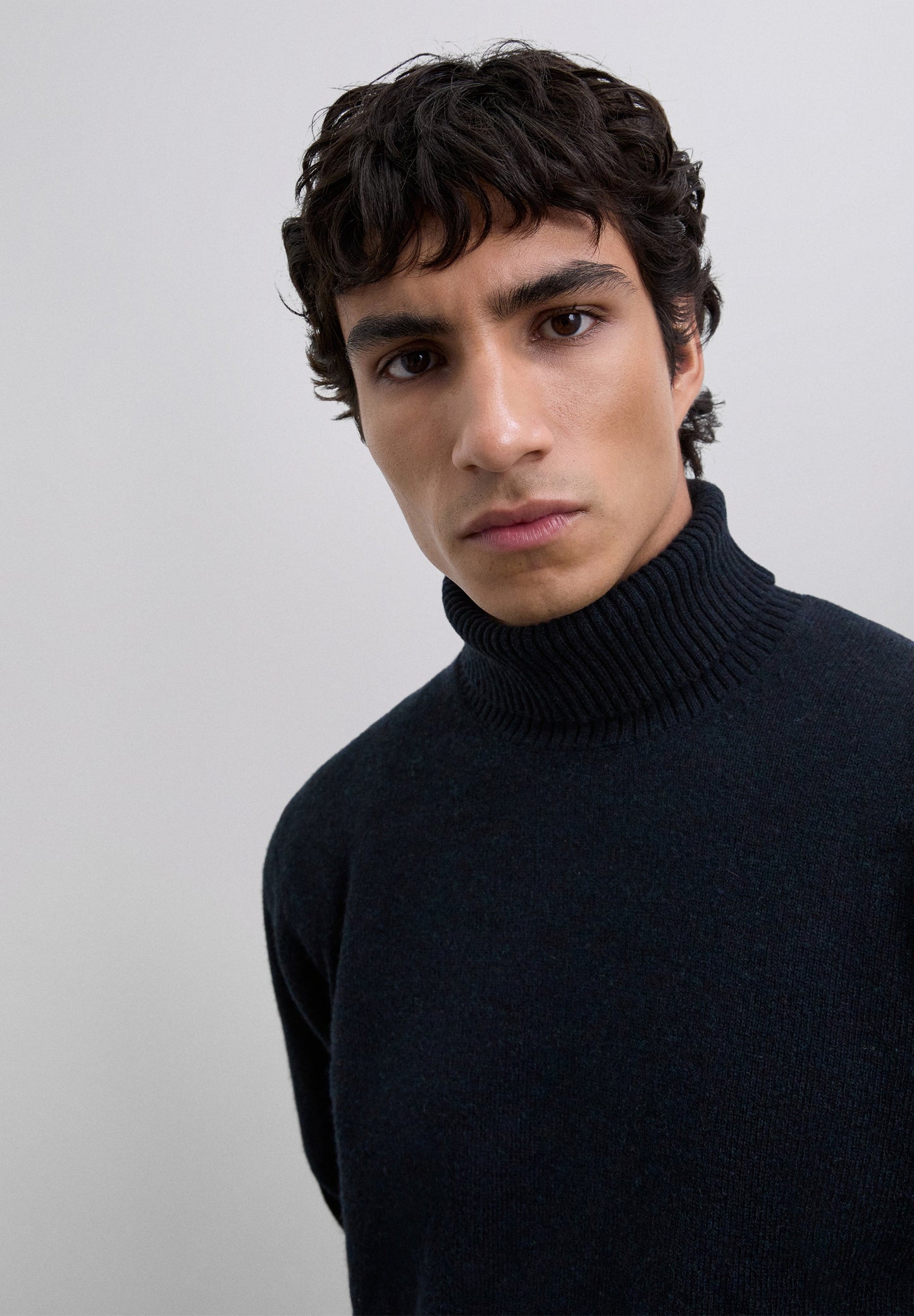 SCWOOLROLL NECK