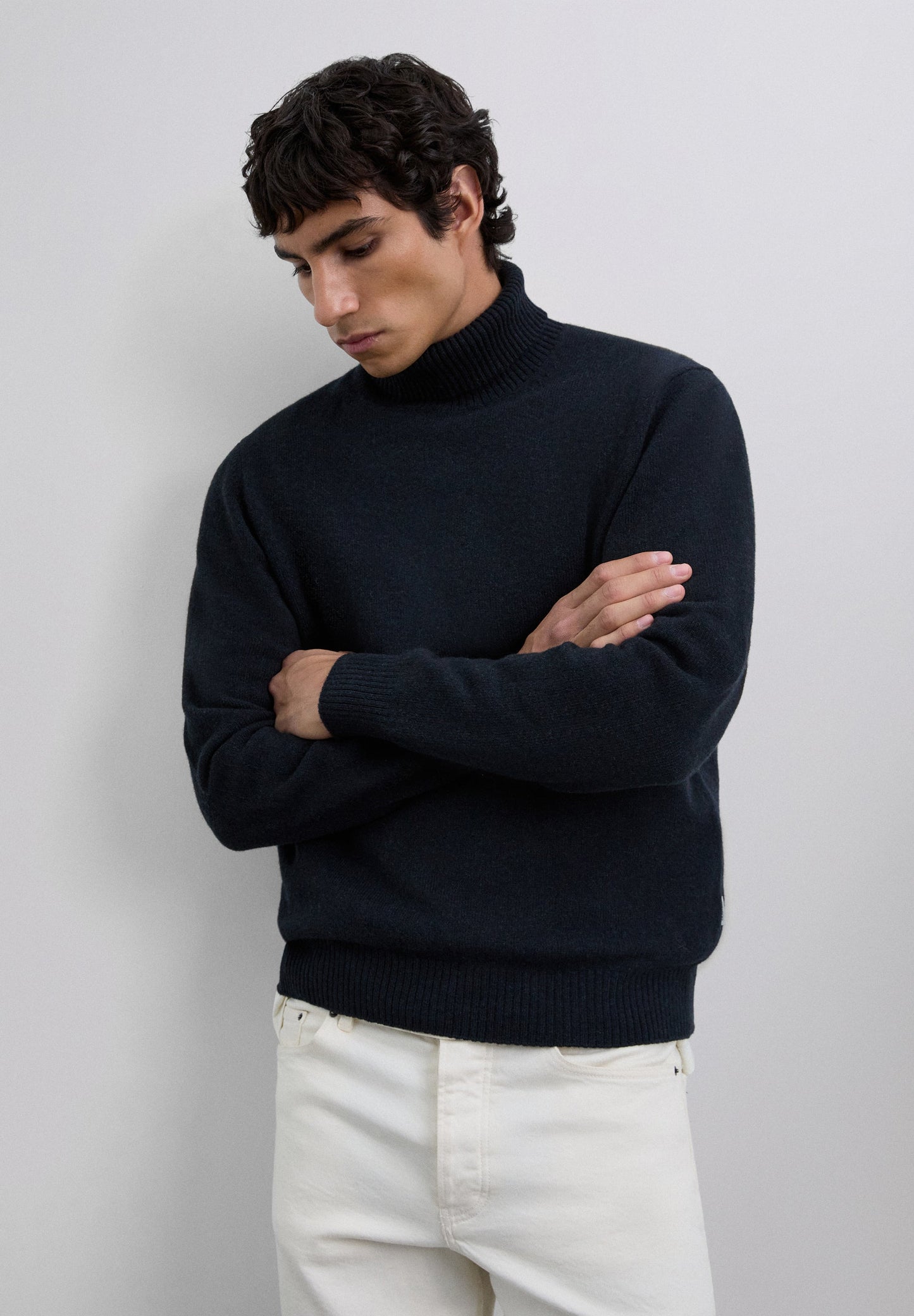 SCWOOLROLL NECK