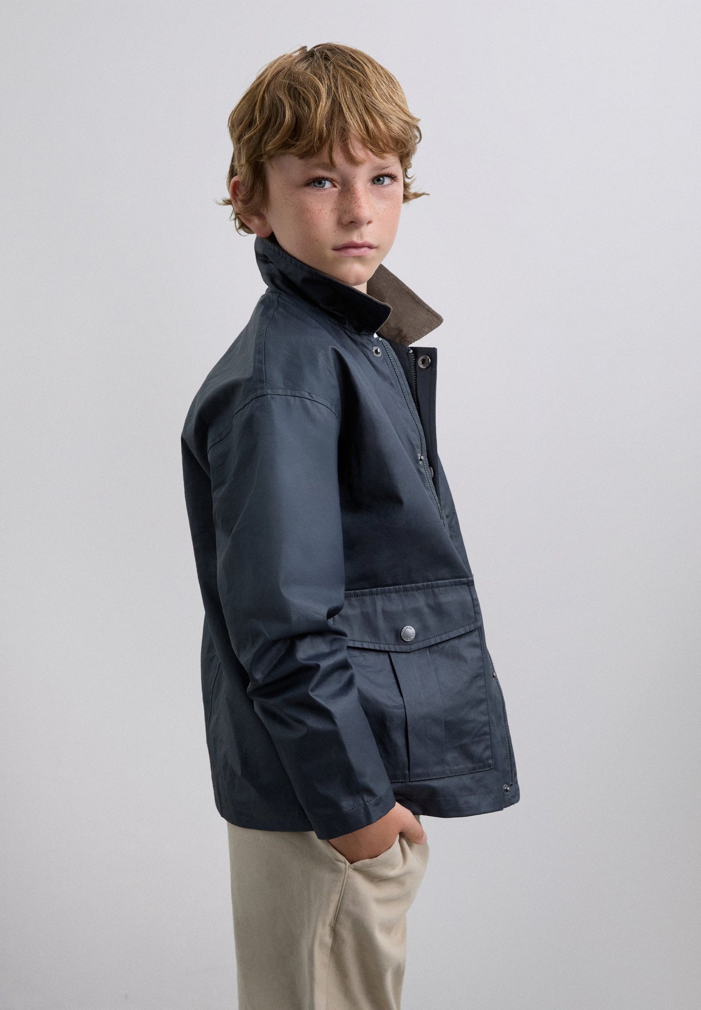 CHAQUETA CUELLO CONTRASTE PANA - Scalpers