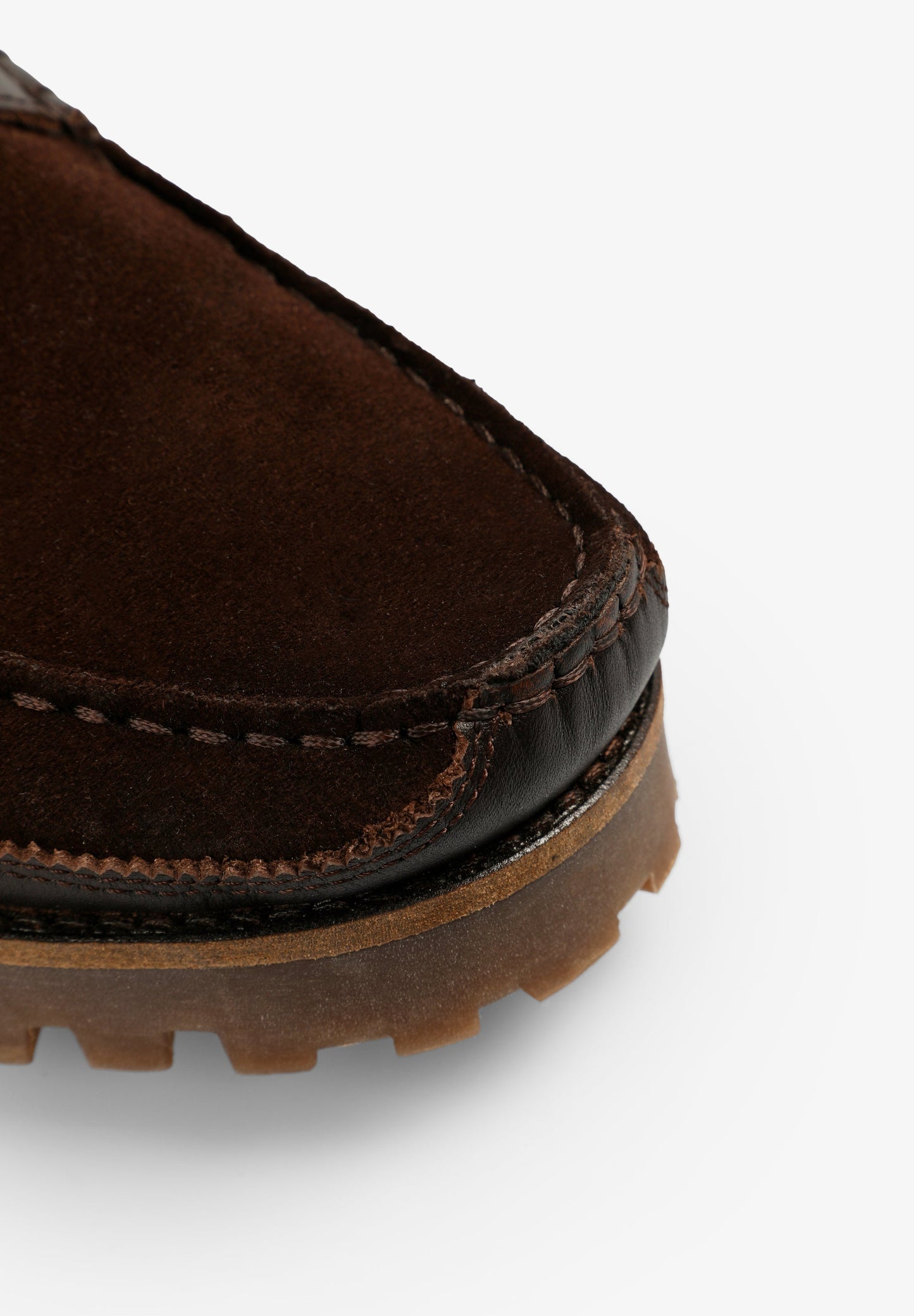 CHAUSSURE CUIR SEMELLE CRANTÉE