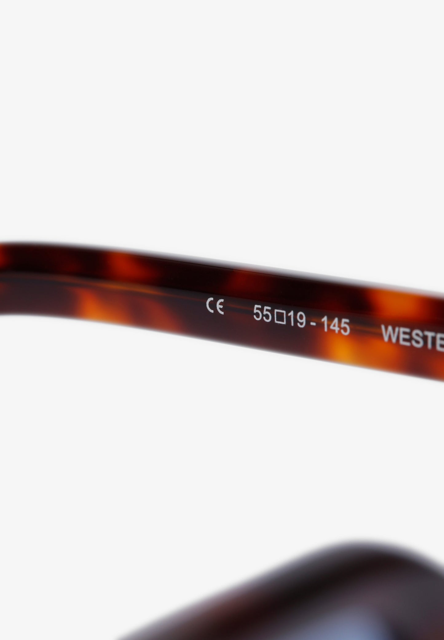 LUNETTES DE SOLEIL RÉTRO