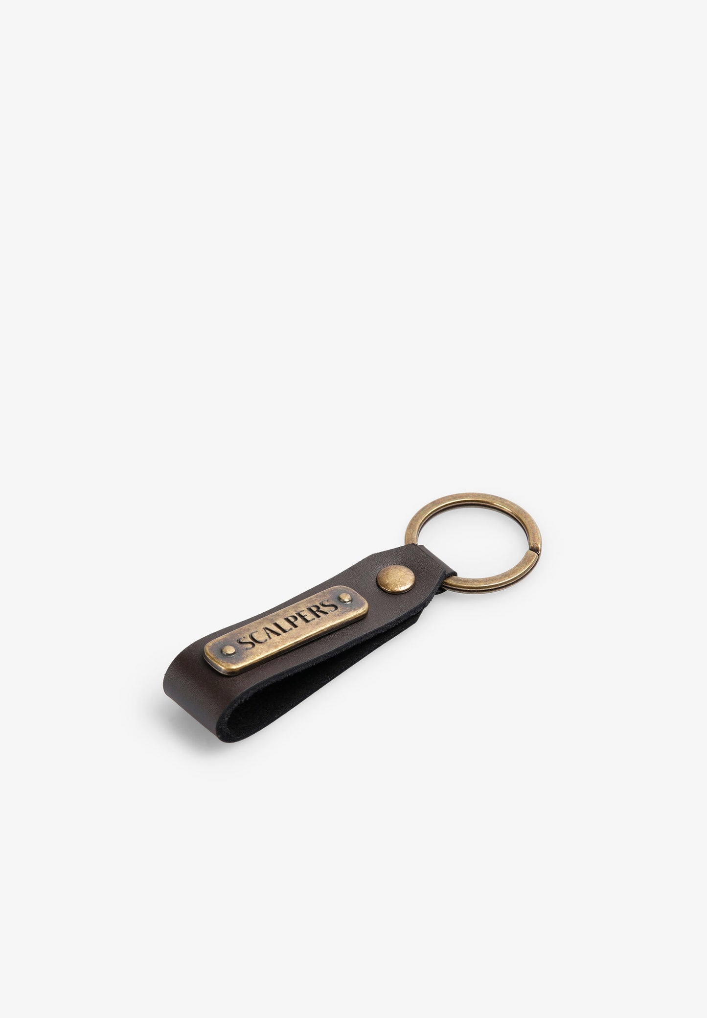 LEATHER KEYCHAIN WITH METAL APPLIQUÉ