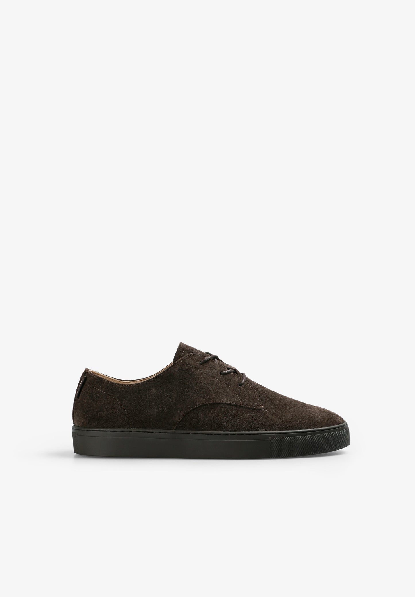 CASUAL SUEDE SNEAKERS
