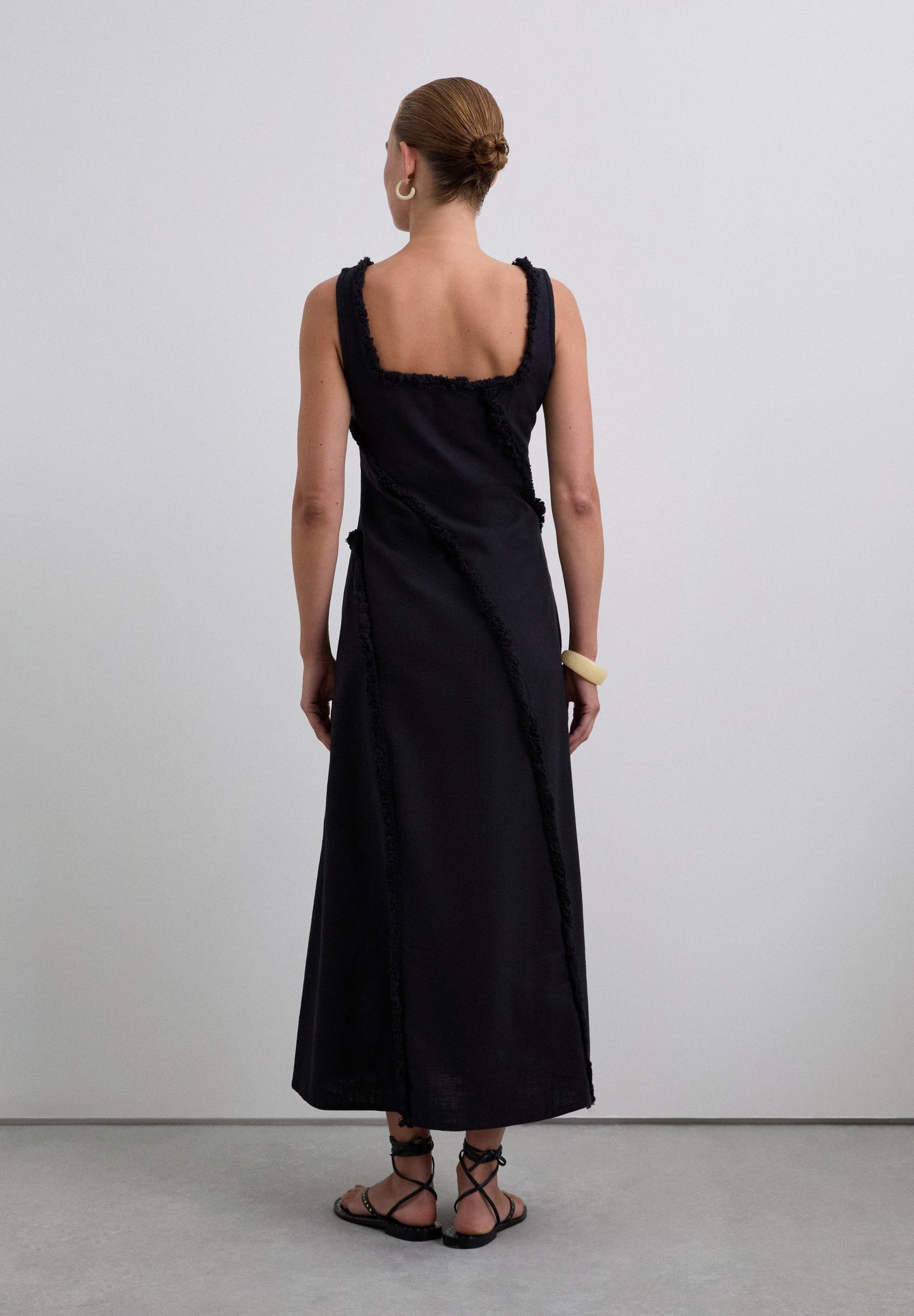 ROBE FRANGES SURPIQÛRES