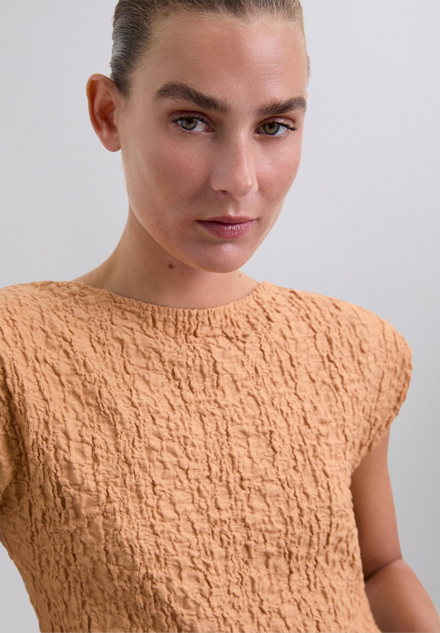SCWRINKLEPADDED TEE