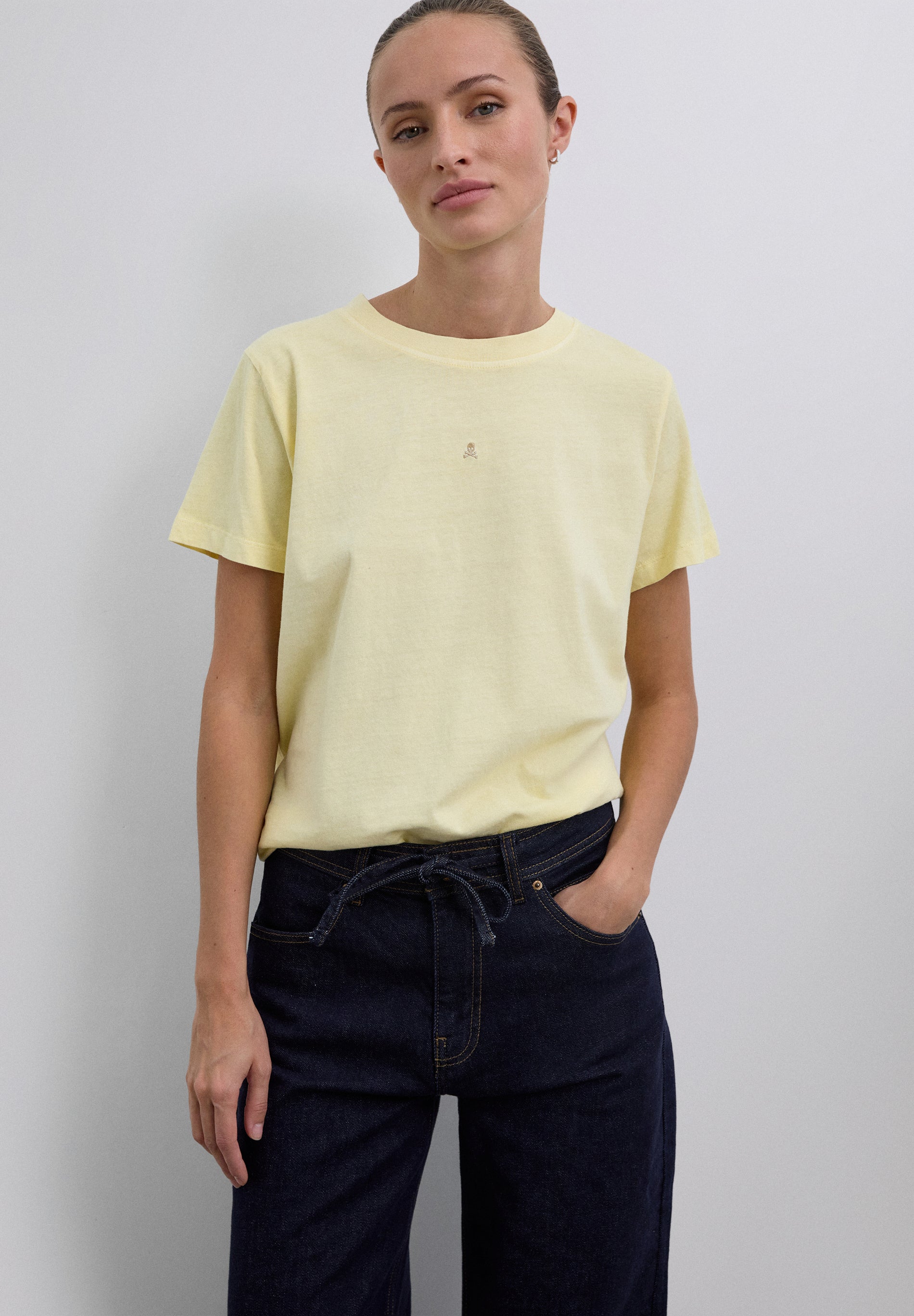 BASIC SKULL T-SHIRT