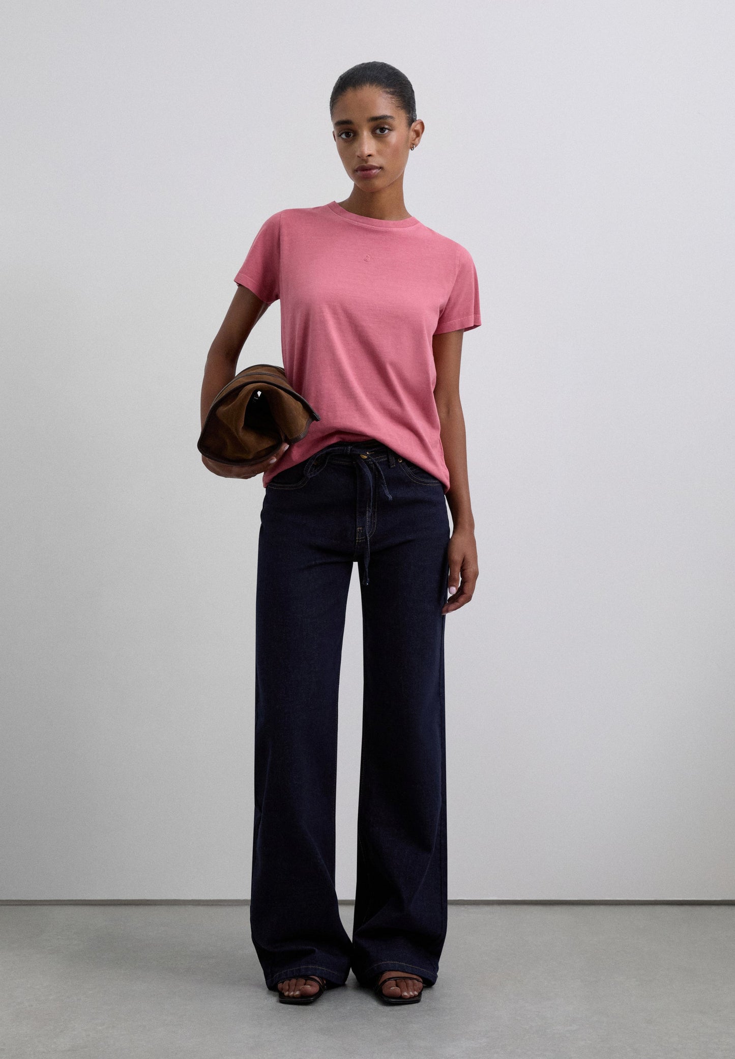 BASIC-SHIRT MIT TOTENKOPF